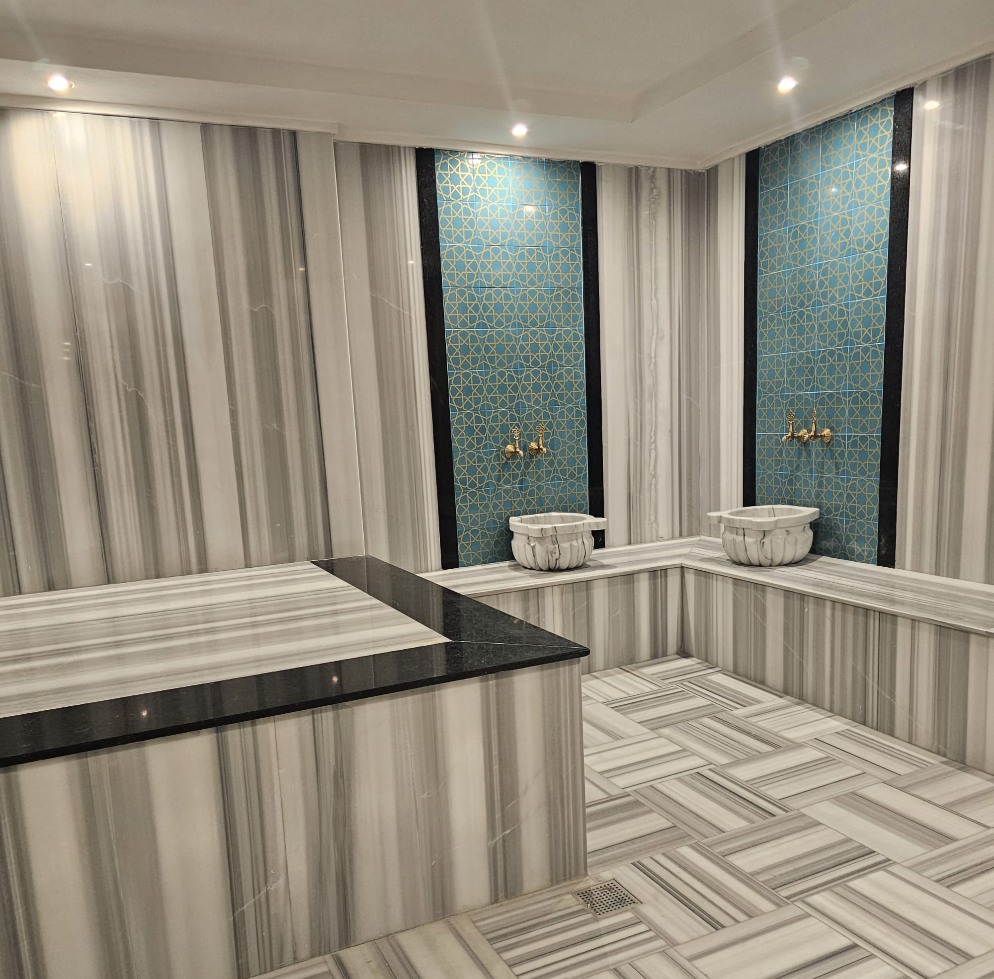 Moderne 1+1 leilighet med fjellutsikt i Avsallar, Alanya