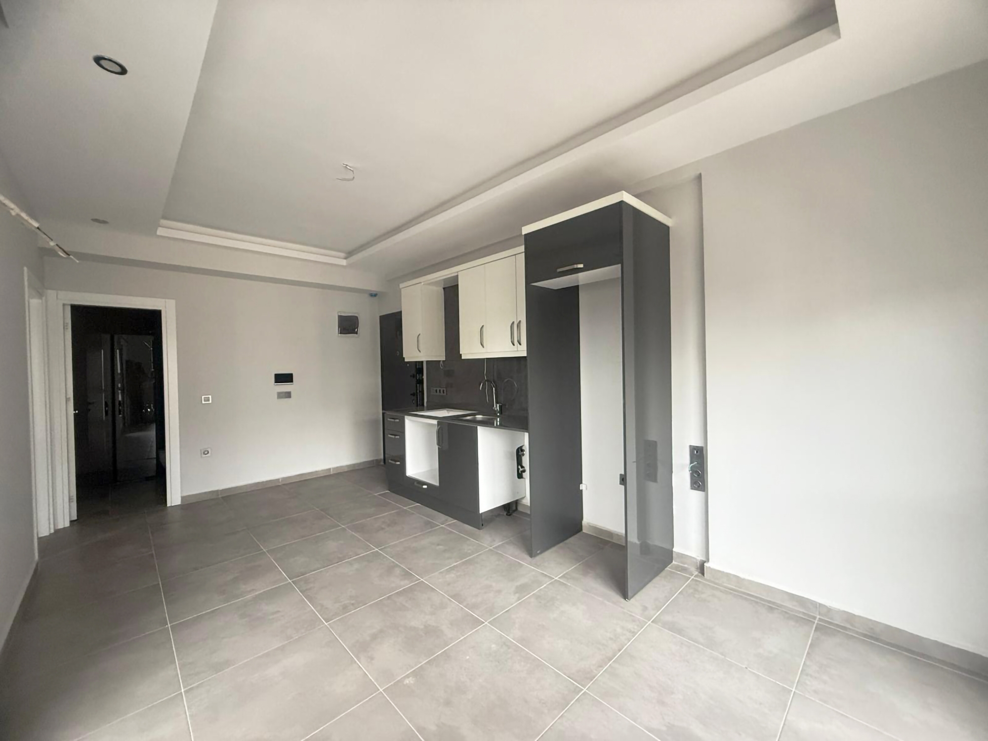 Luksus 1+1 Lejlighed med Bjergudsigt i Mahmutlar, Alanya