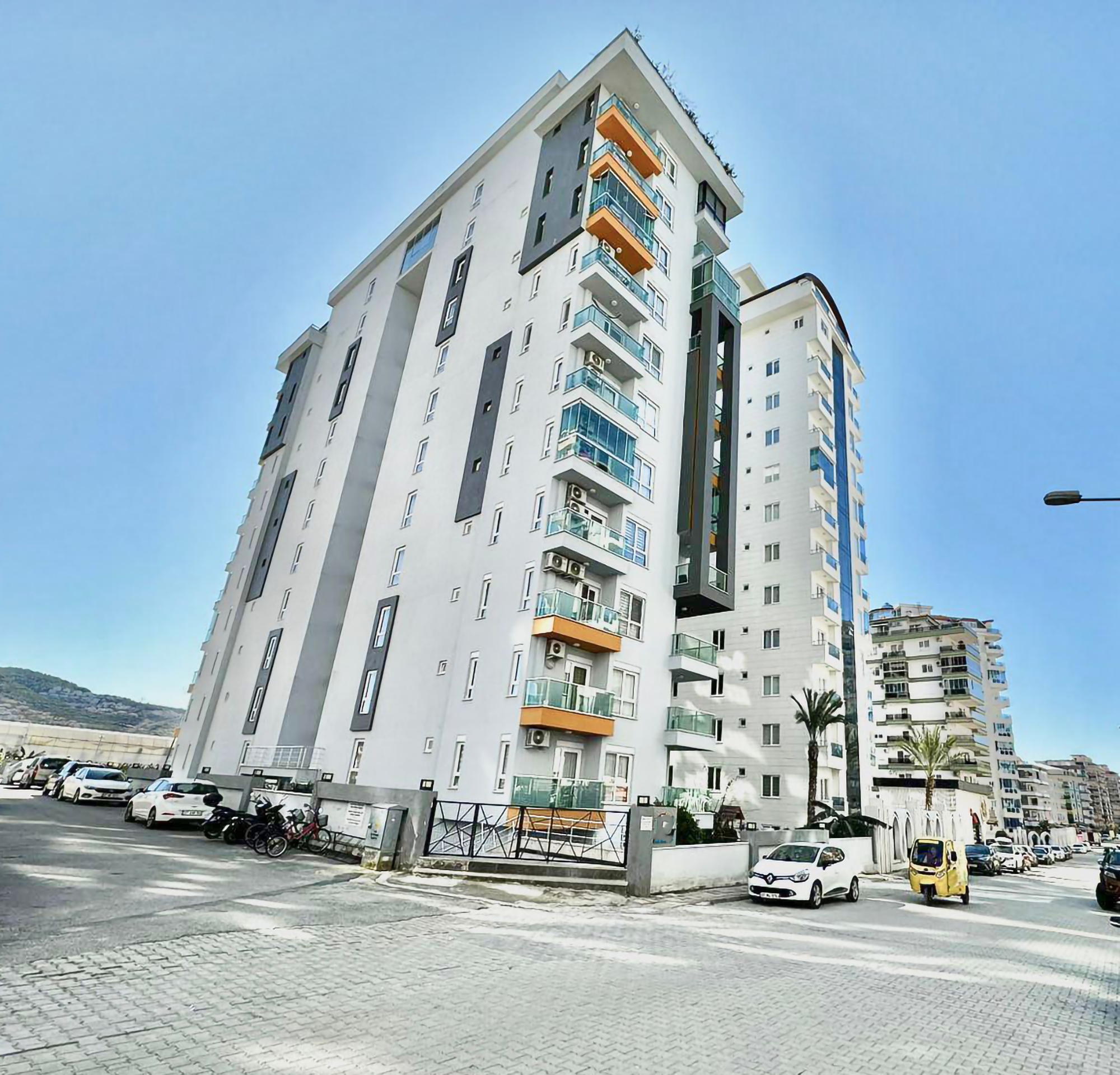 Luksus 1+1 Lejlighed med Bjergudsigt i Mahmutlar