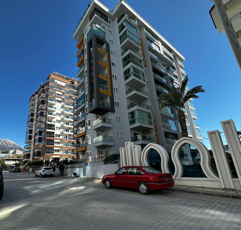 Luksus 1+1 Lejlighed med Bjergudsigt i Mahmutlar