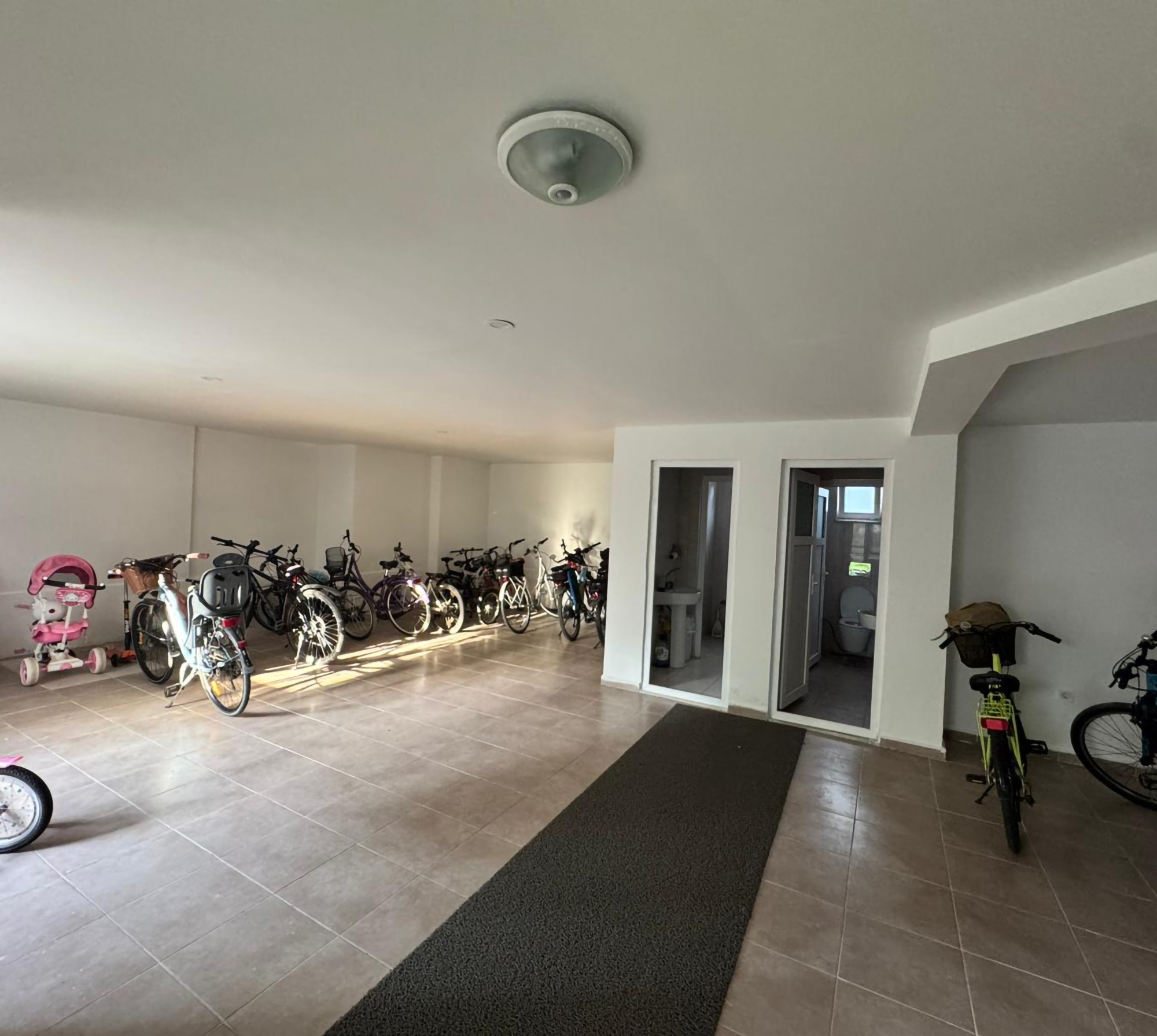 Luksus 1+1 Lejlighed med Bjergudsigt i Mahmutlar