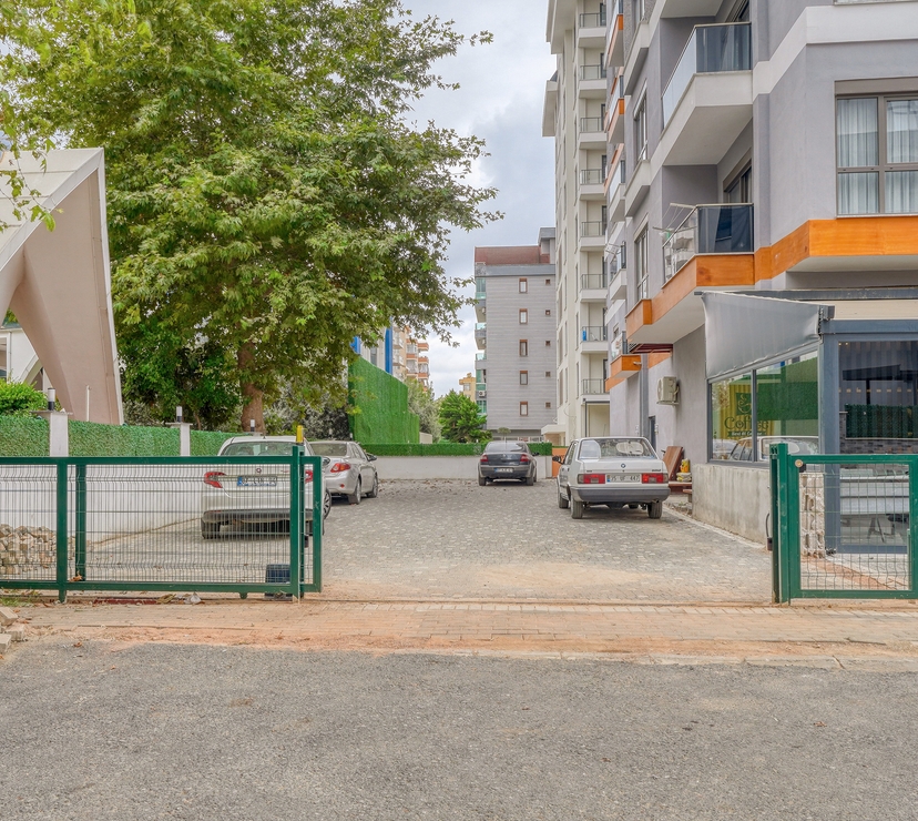 Luxuriöses 1+1 Apartment in Mahmutlar mit Bergblick
