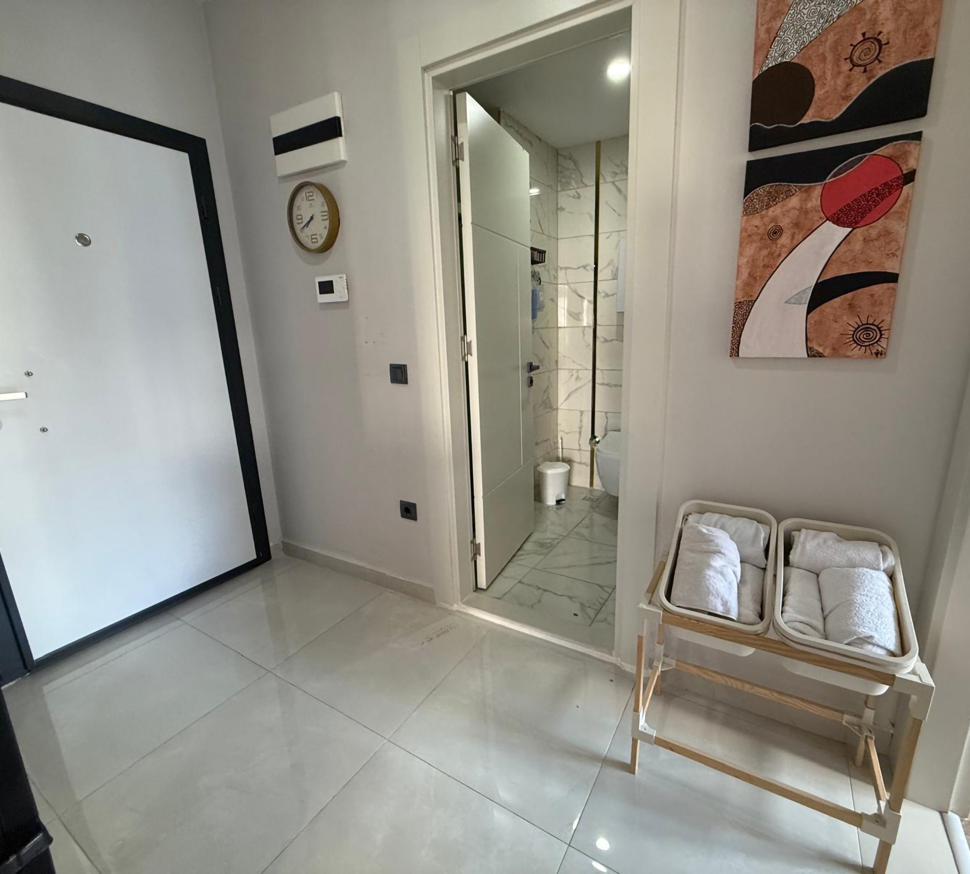 Luxuriöses 1+1 Apartment in Mahmutlar mit Bergblick