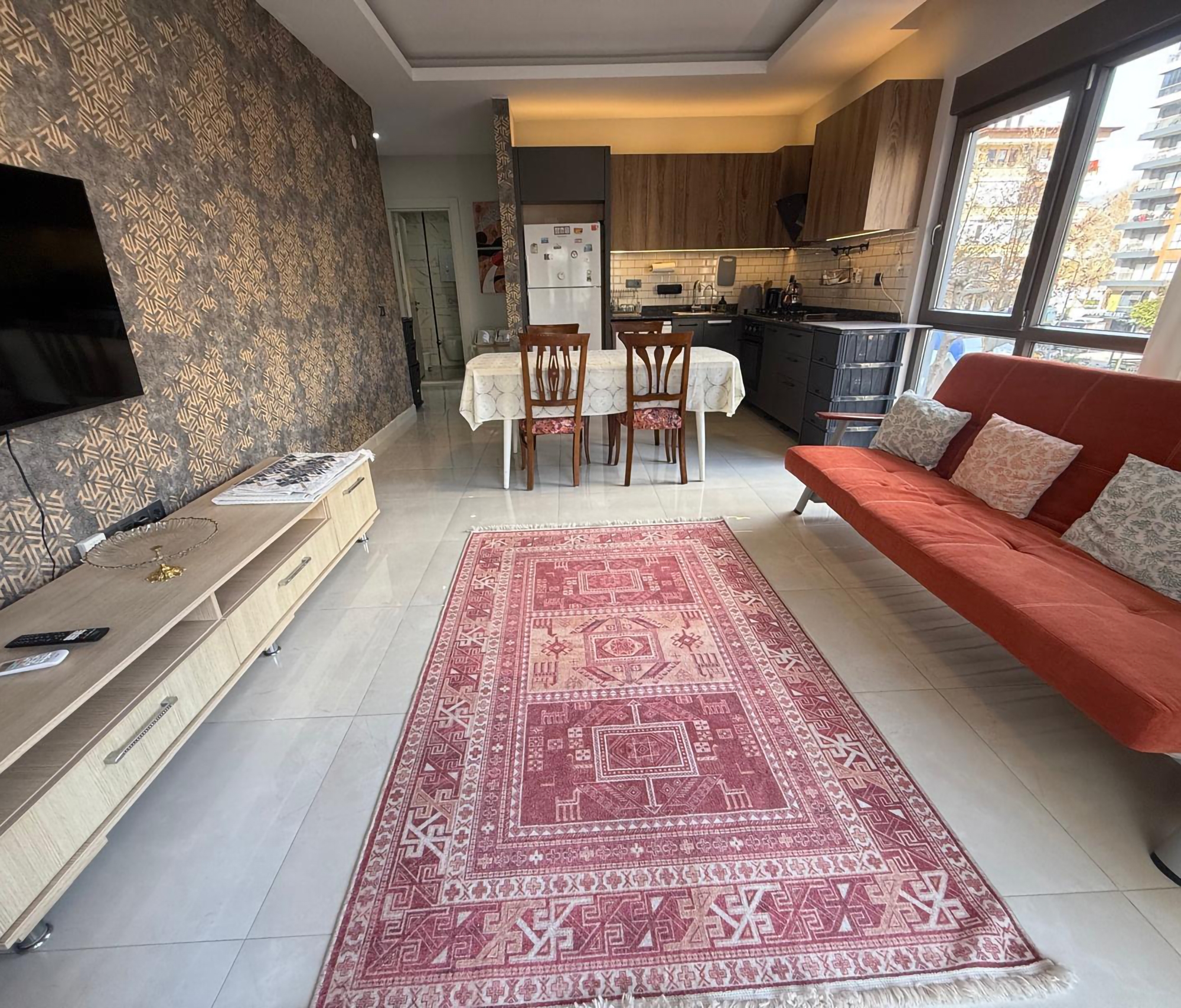 Luxuriöses 1+1 Apartment in Mahmutlar mit Bergblick