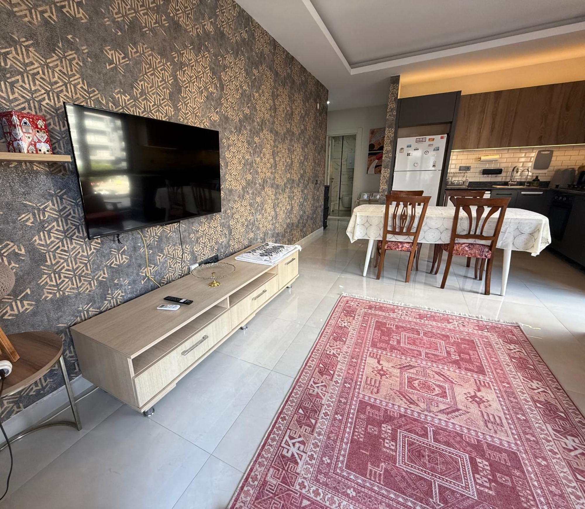 Luxuriöses 1+1 Apartment in Mahmutlar mit Bergblick