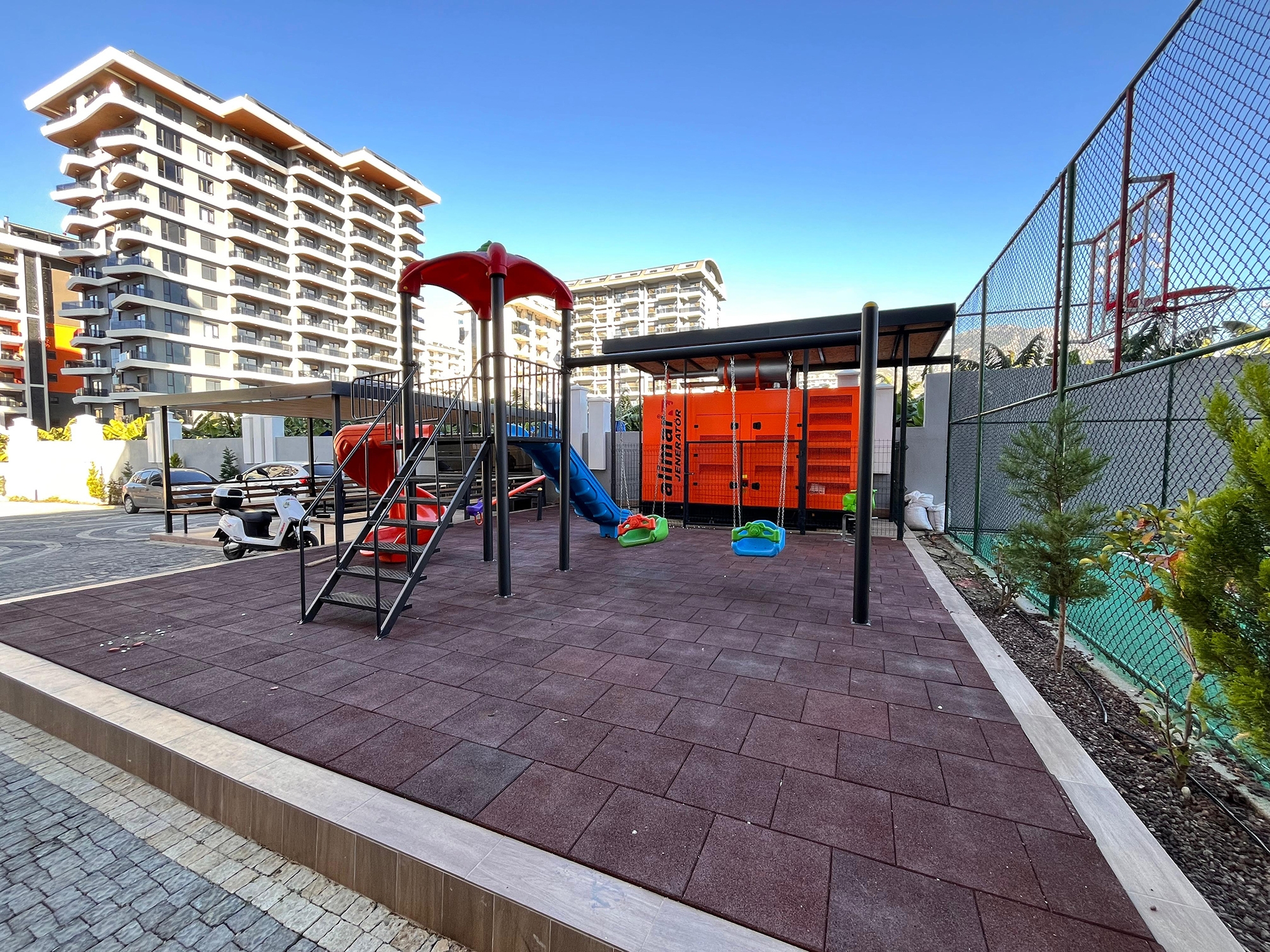 Luxuriöses 1+1 Apartment mit Bergblick in Mahmutlar, Alanya