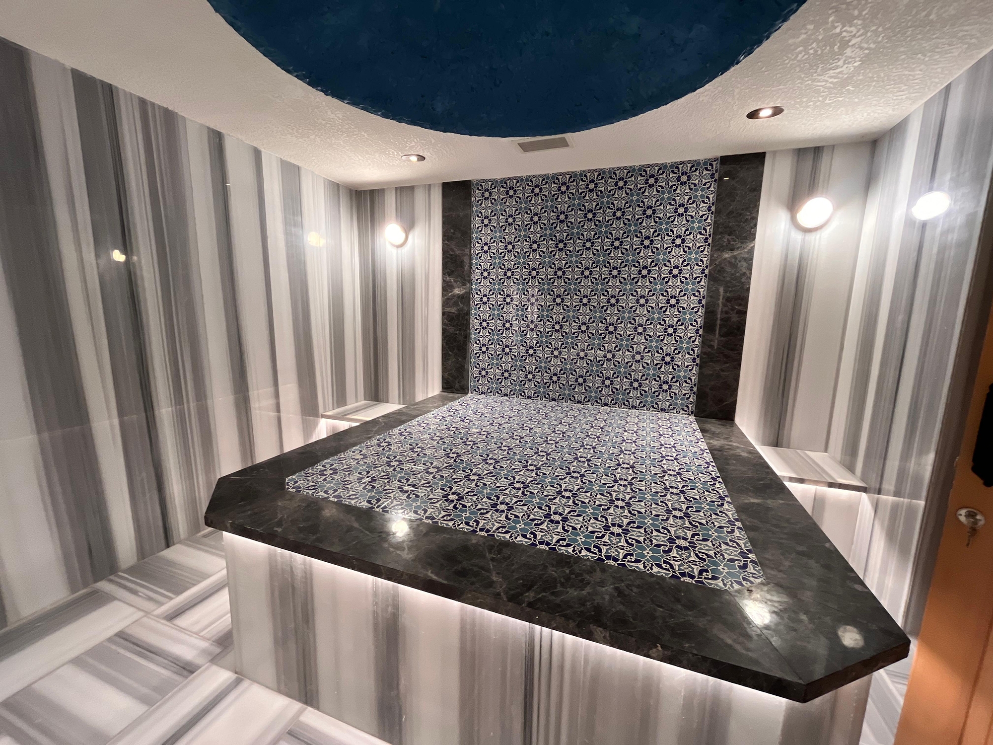 Luxuriöses 1+1 Apartment mit Bergblick in Mahmutlar, Alanya