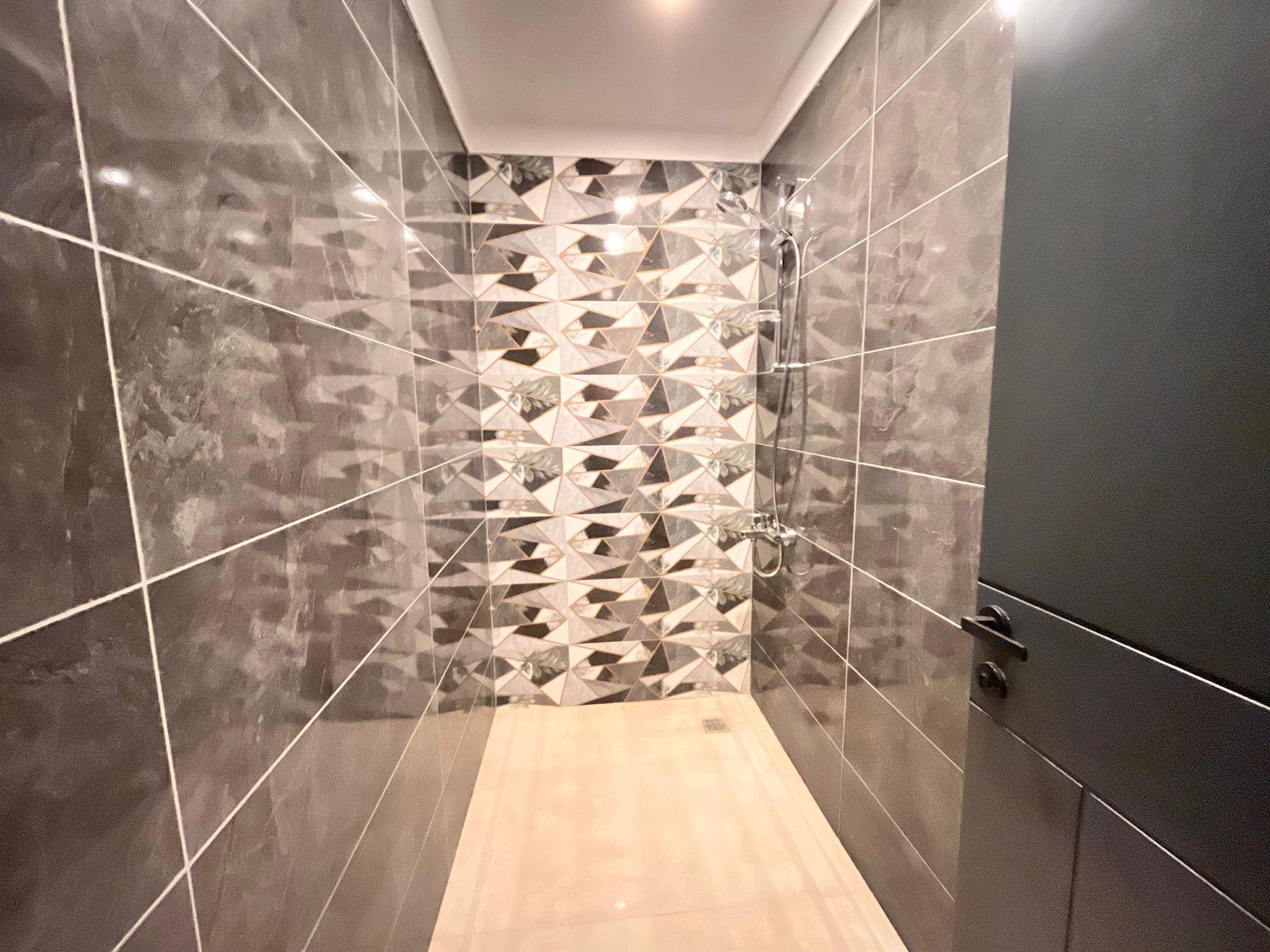 Luxuriöses 1+1 Apartment mit Bergblick in Mahmutlar, Alanya