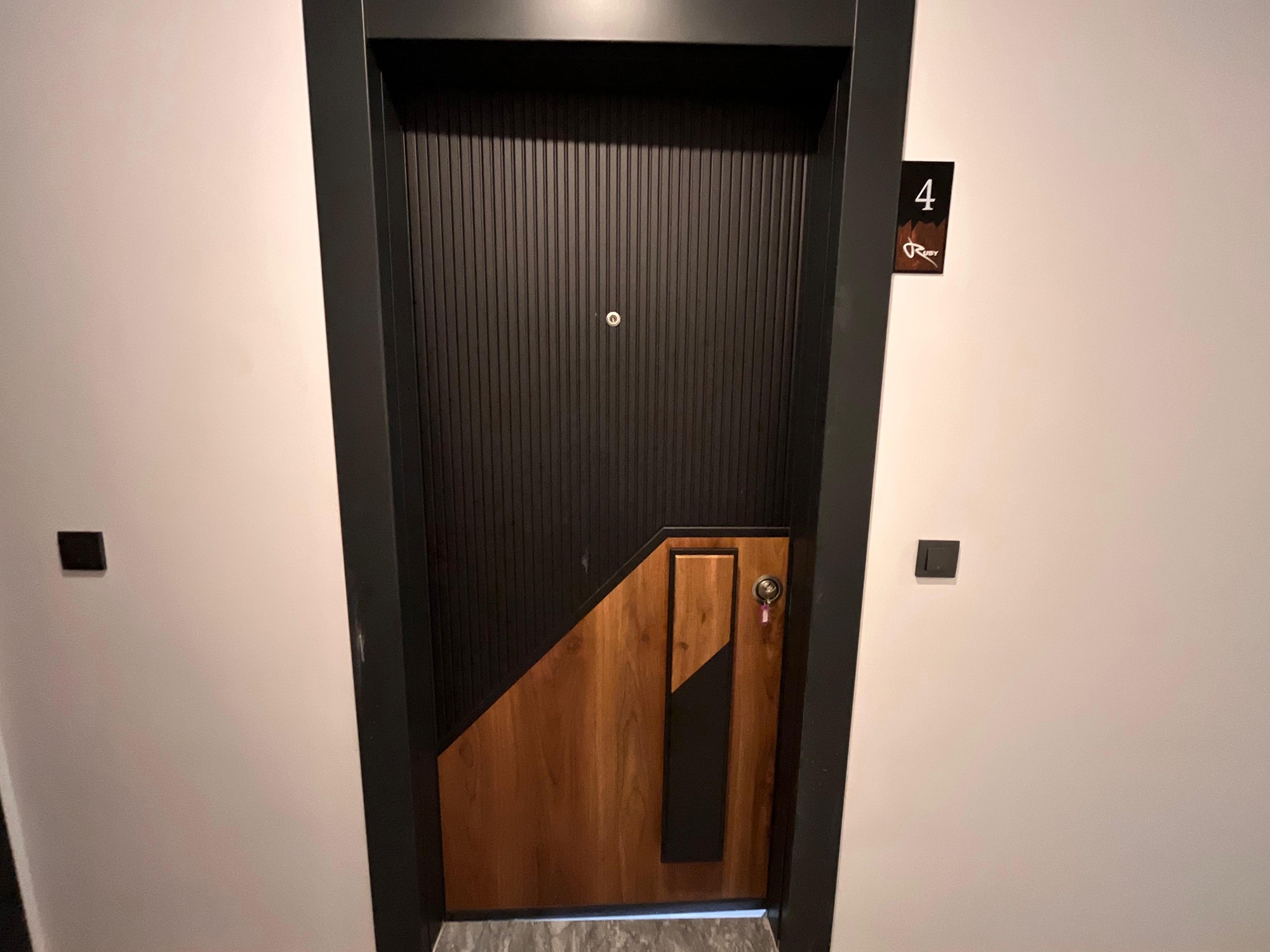 Luxuriöses 1+1 Apartment mit Bergblick in Mahmutlar, Alanya