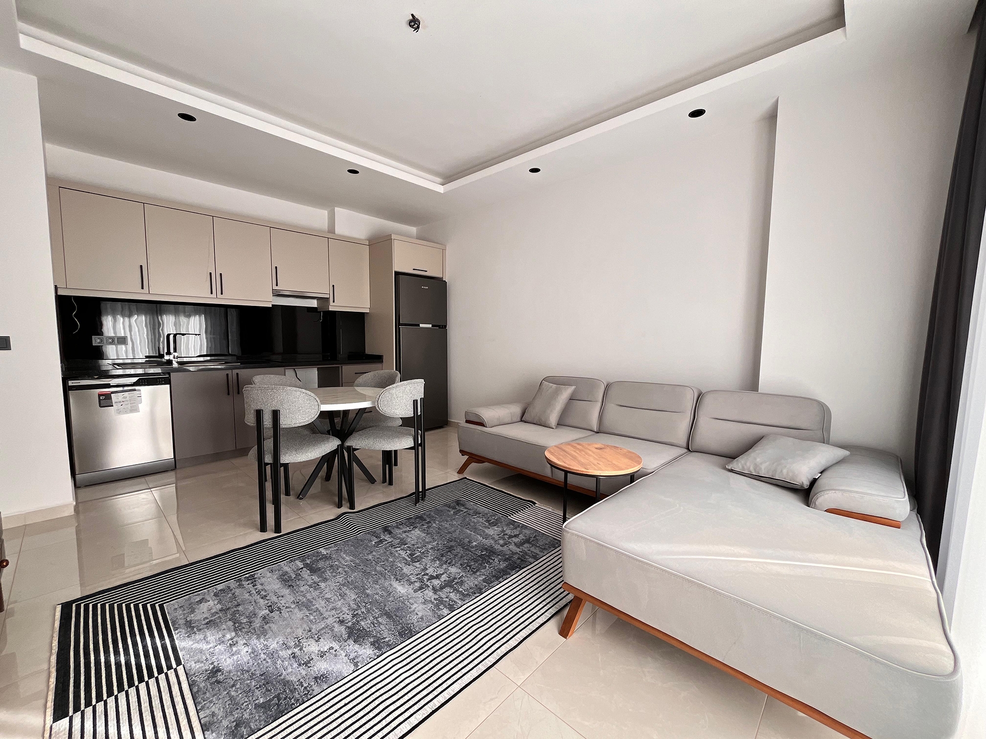 Luxuriöses 1+1 Apartment mit Bergblick in Mahmutlar, Alanya