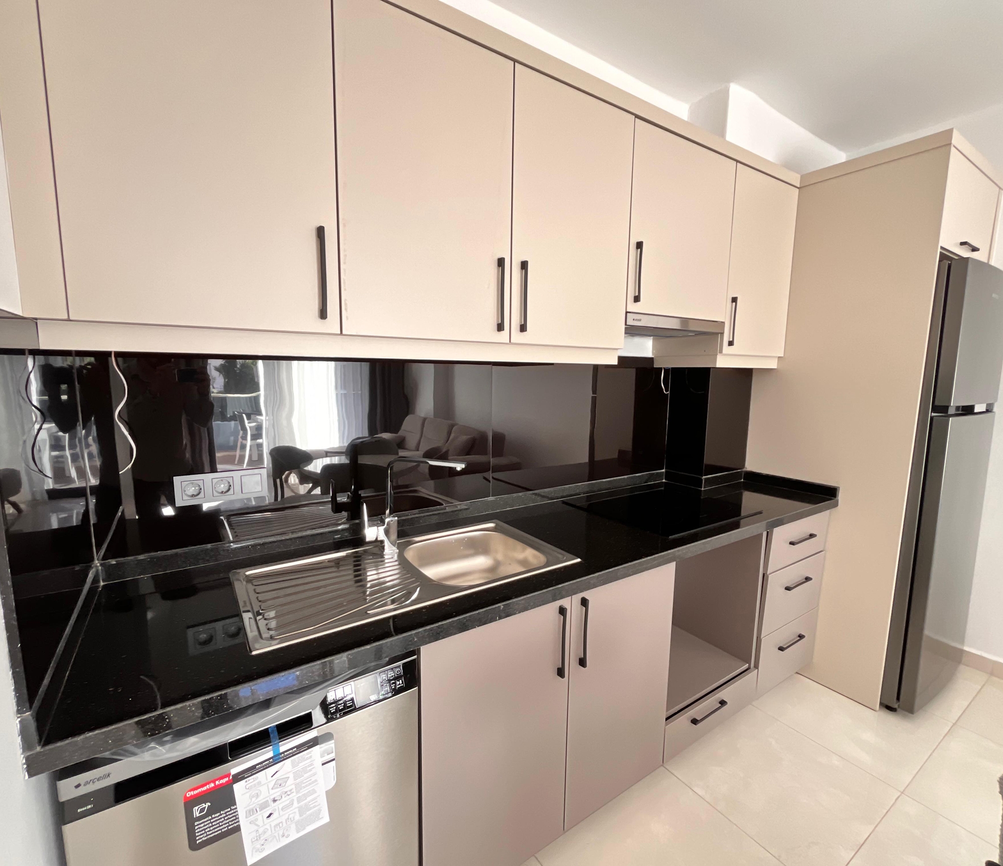 Luxuriöses 1+1 Apartment mit Bergblick in Mahmutlar, Alanya