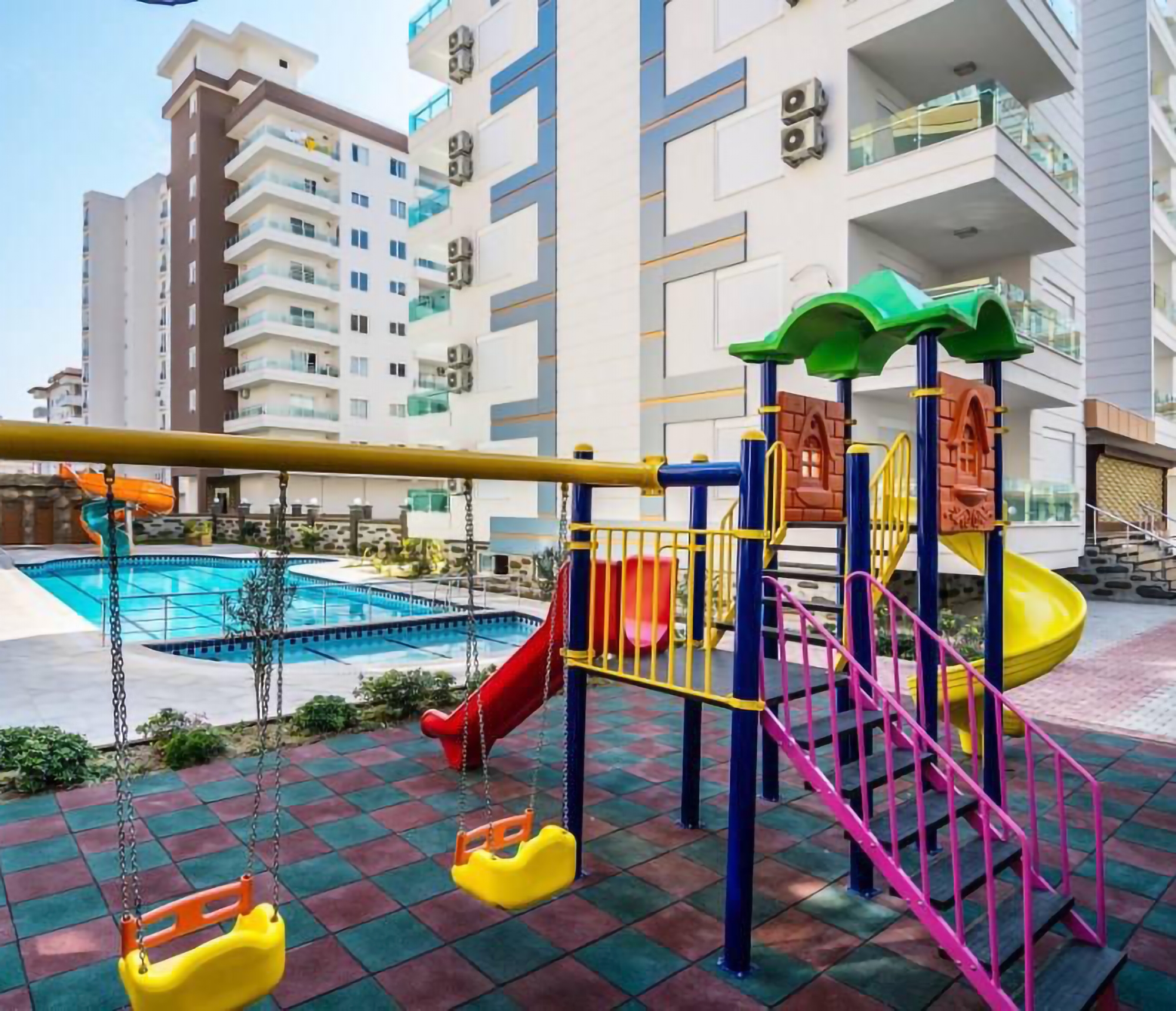 Moderni 1+1 asunto vuorinäköalalla, Alanya