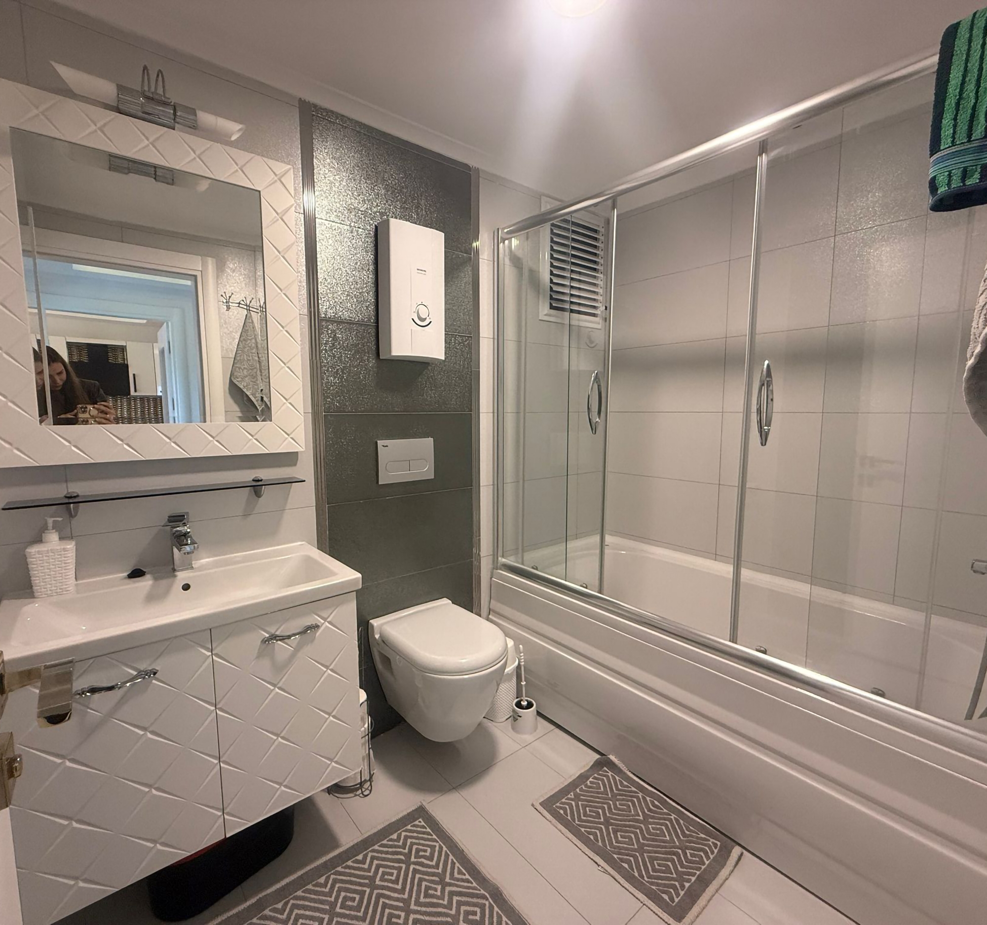 Moderni 1+1 asunto vuorinäköalalla, Alanya