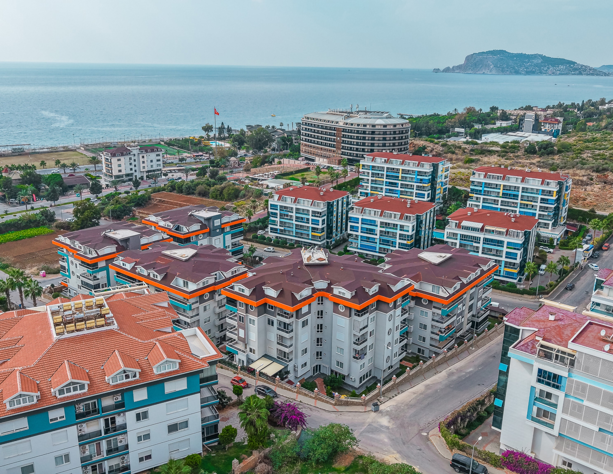 Imponerende 1+1 Lejlighed med Hav- og Bjergudsigt i Kestel, Alanya