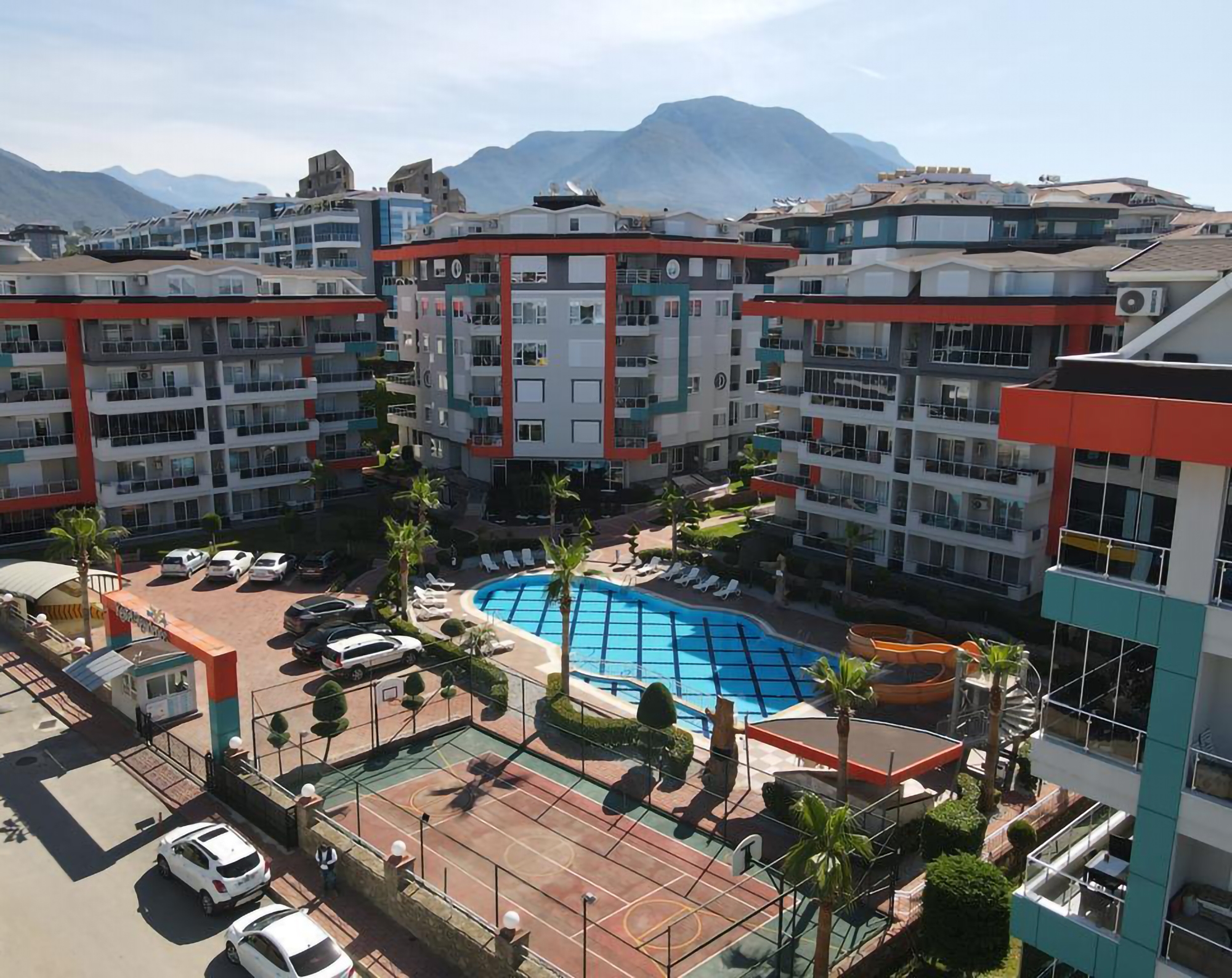 Imponerende 1+1 Lejlighed med Hav- og Bjergudsigt i Kestel, Alanya