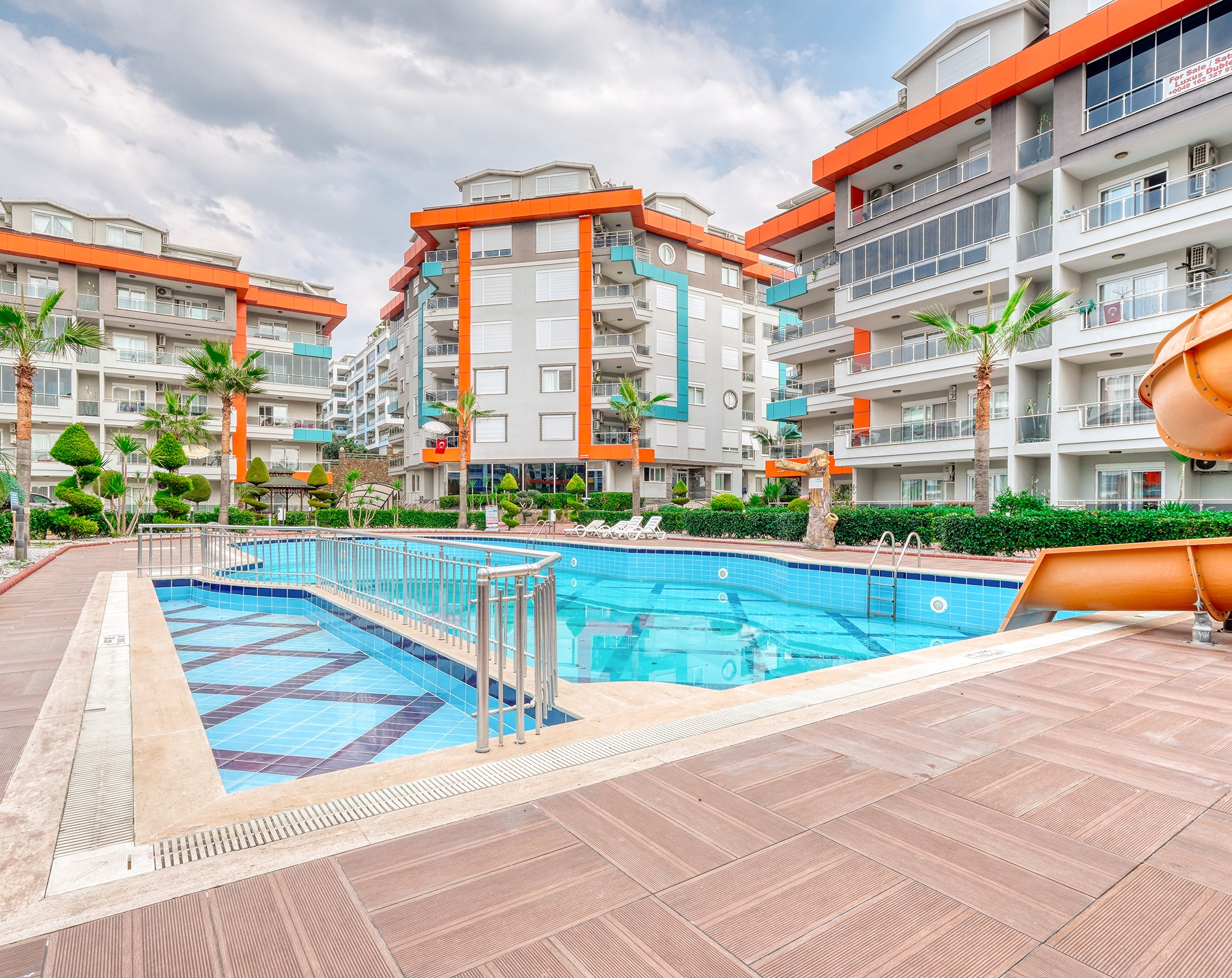 Imponerende 1+1 Lejlighed med Hav- og Bjergudsigt i Kestel, Alanya