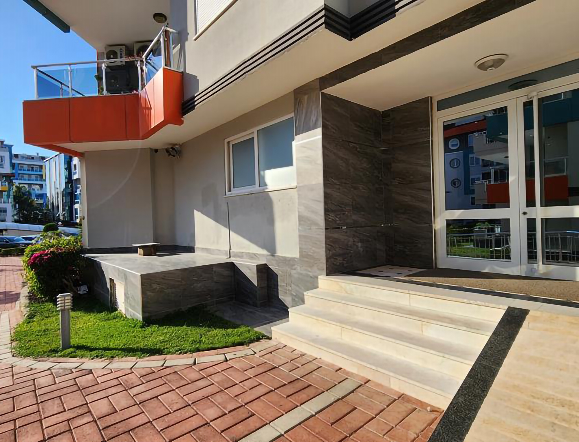 Imponerende 1+1 Lejlighed med Hav- og Bjergudsigt i Kestel, Alanya