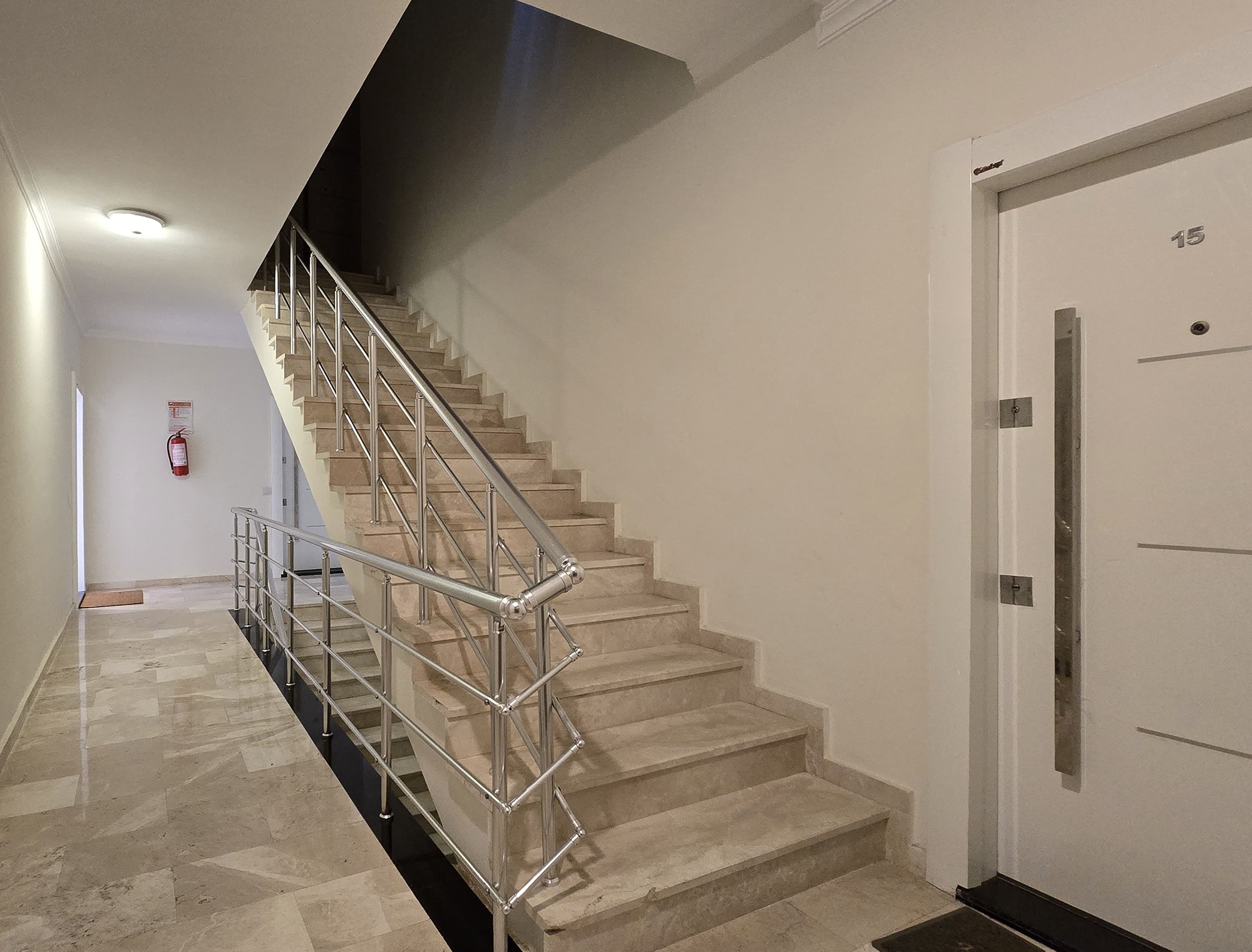 Imponerende 1+1 Lejlighed med Hav- og Bjergudsigt i Kestel, Alanya