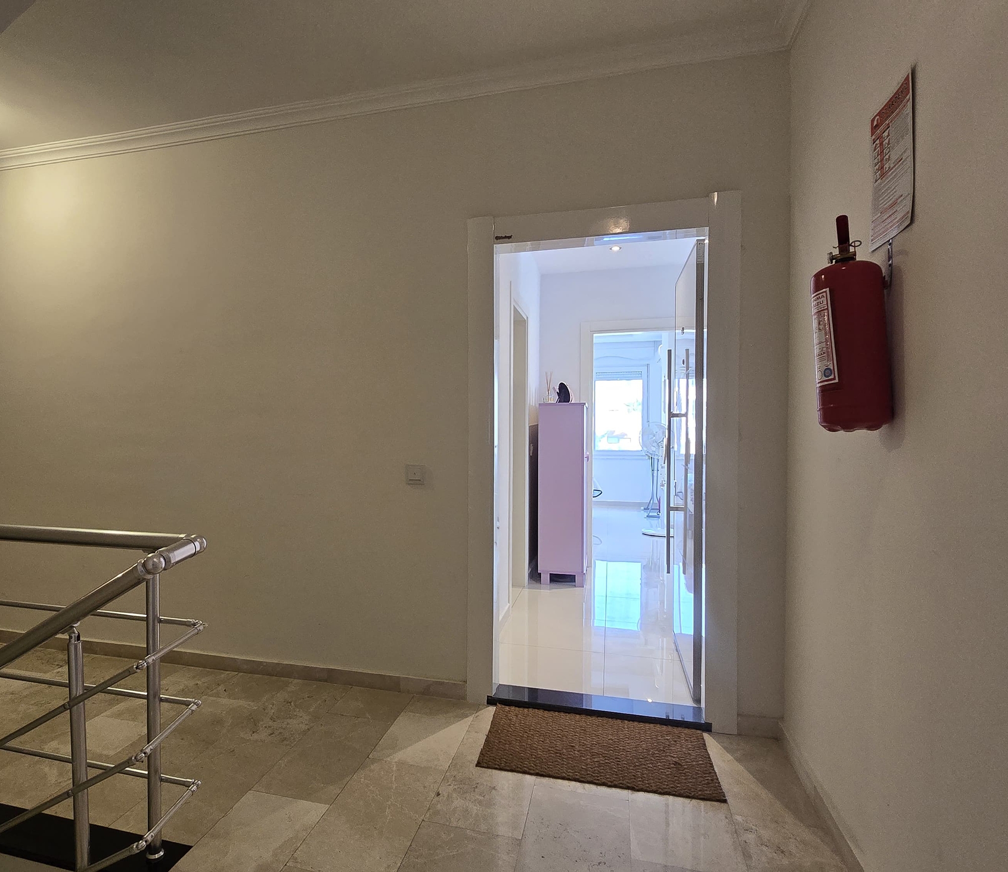 Imponerende 1+1 Lejlighed med Hav- og Bjergudsigt i Kestel, Alanya