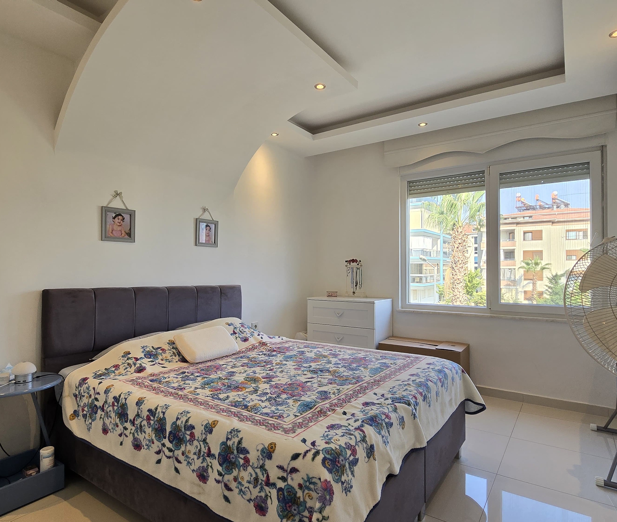 Imponerende 1+1 Lejlighed med Hav- og Bjergudsigt i Kestel, Alanya