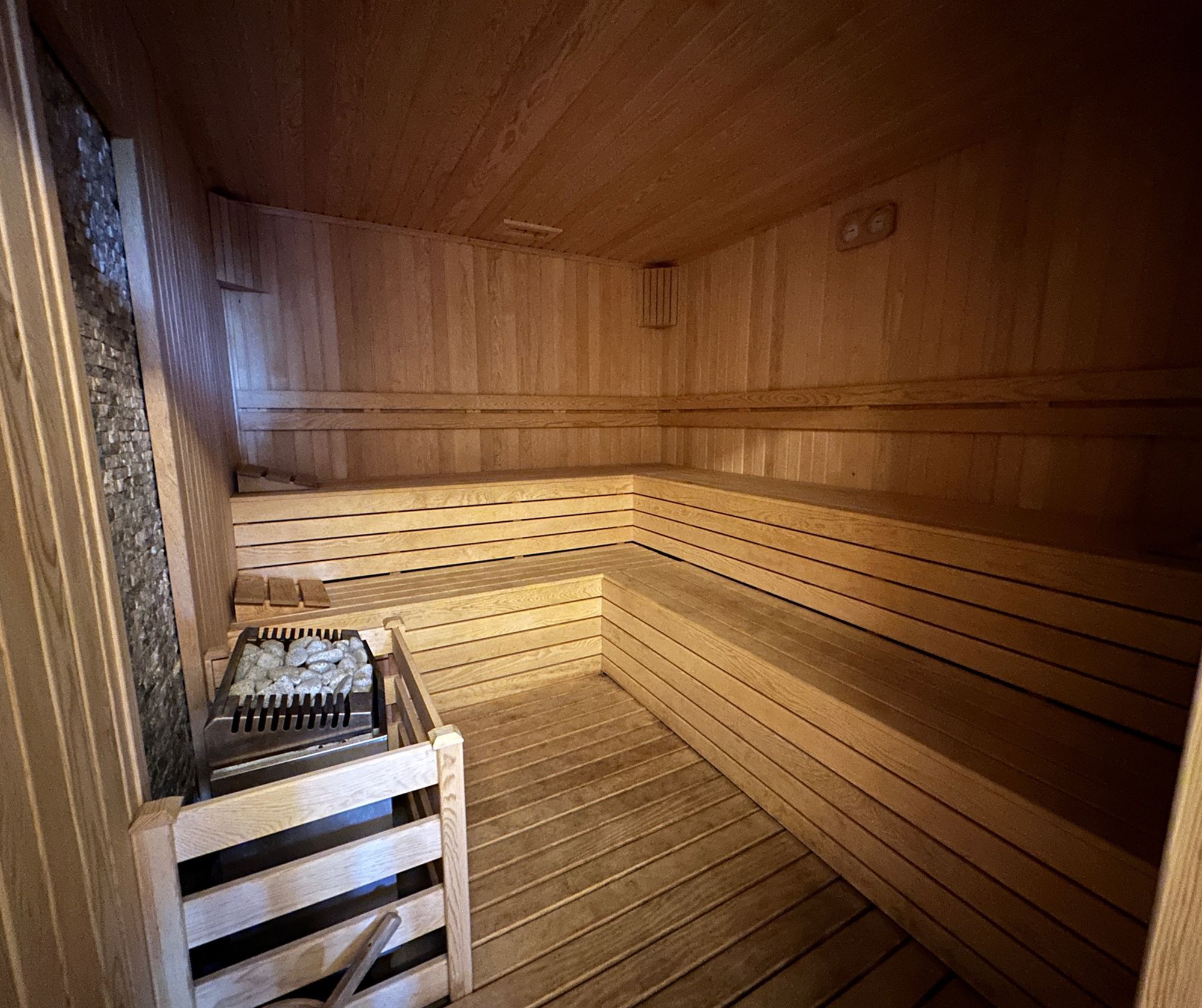 Moderne 1+1 Lejlighed med Hav- og Bjergudsigt i Kestel, Alanya