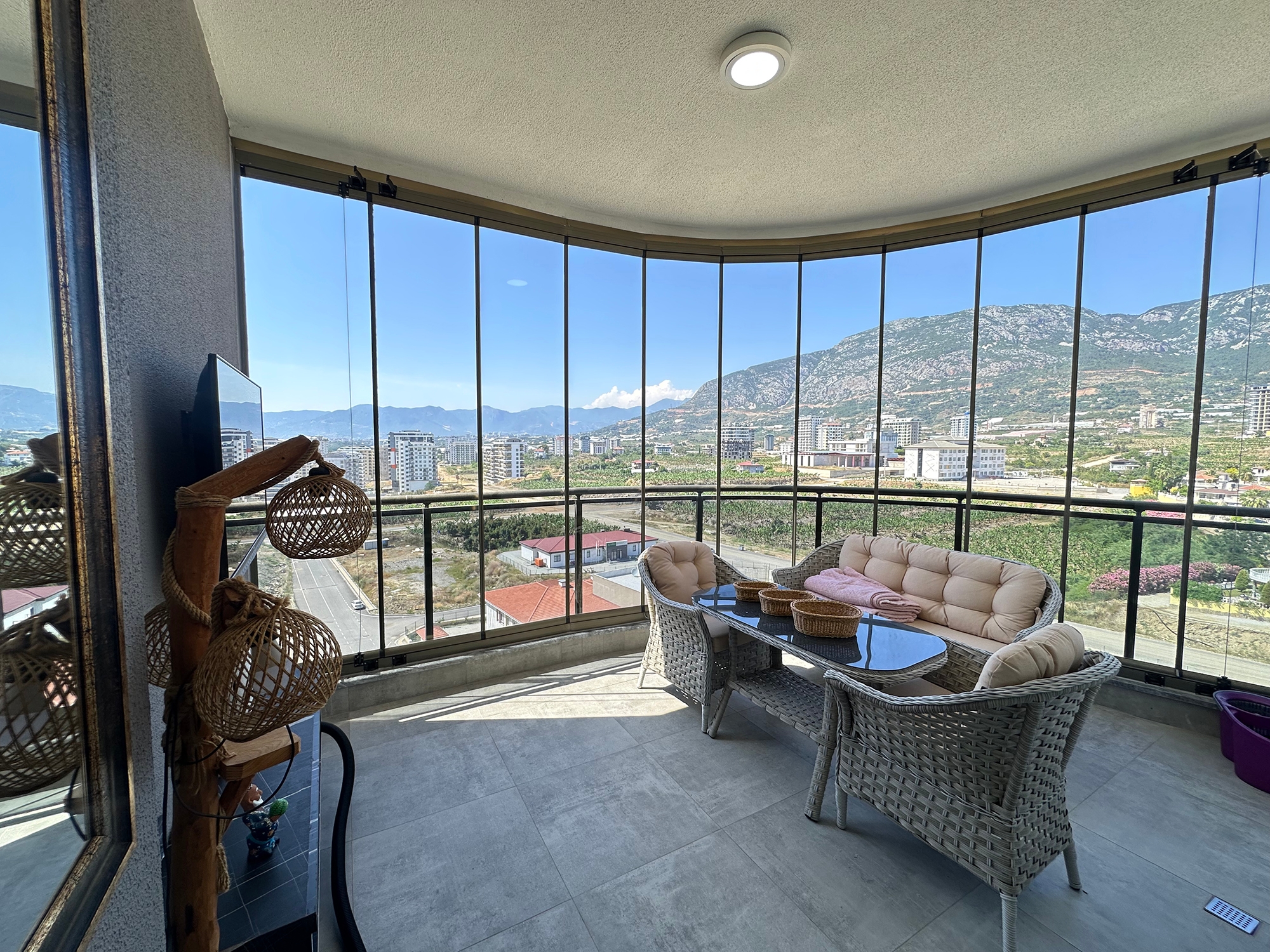 Moderne 1+1 leilighet med fjellutsikt, Alanya