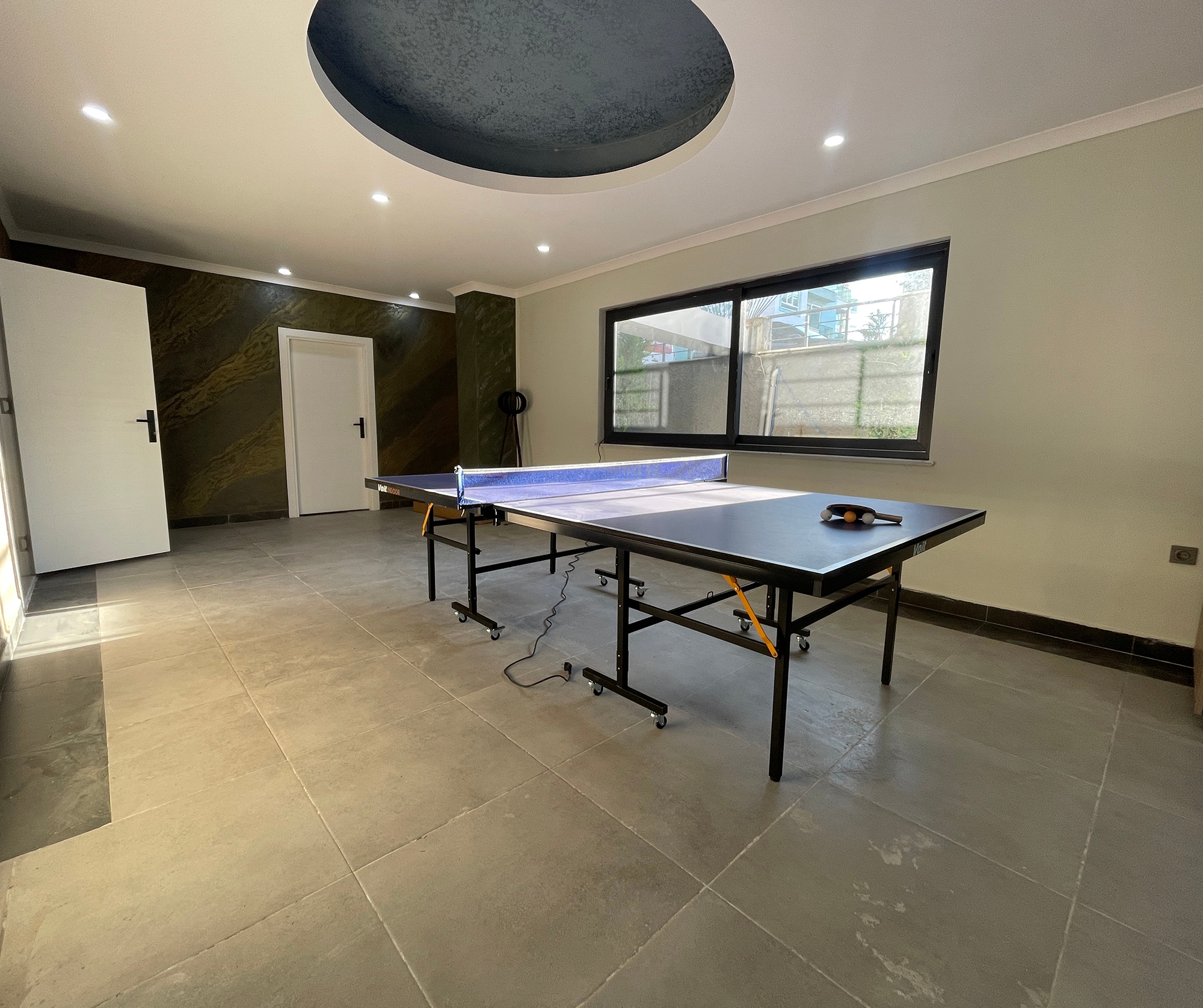 Luxury 1+1 Apartment with Mountain View in Mahmutlar, Alanya