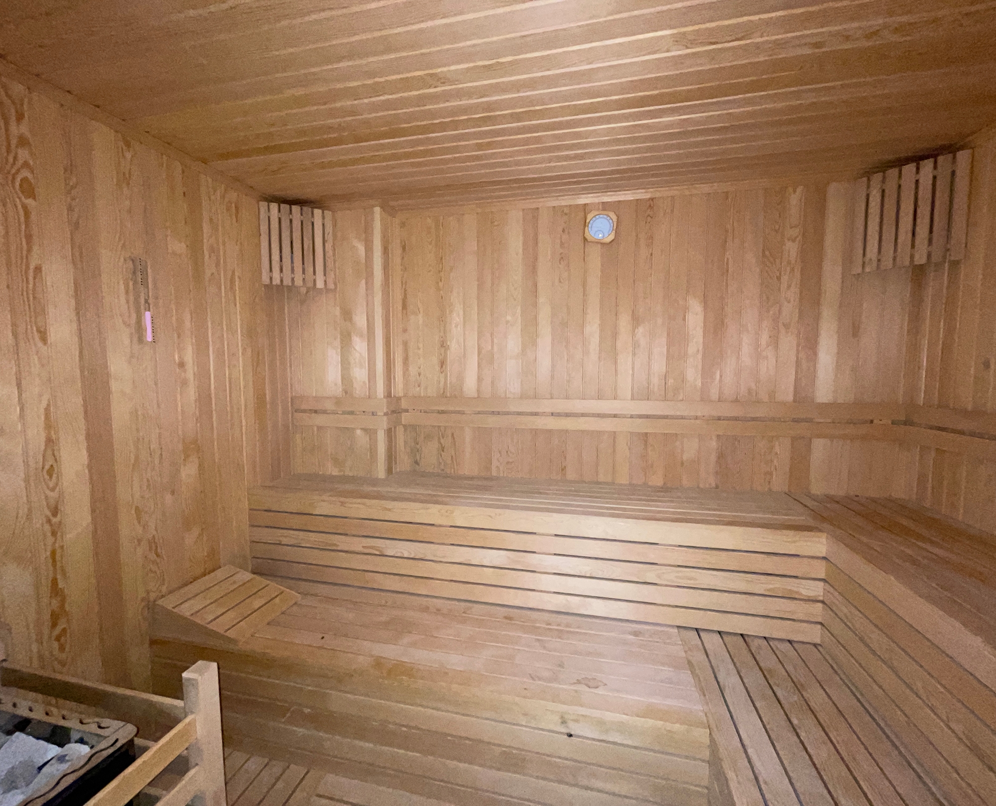 Luxury 1+1 Apartment with Mountain View in Mahmutlar, Alanya