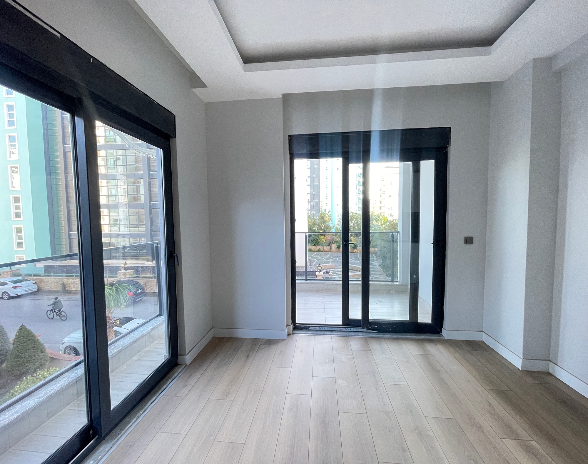 Luxury 1+1 Apartment with Mountain View in Mahmutlar, Alanya