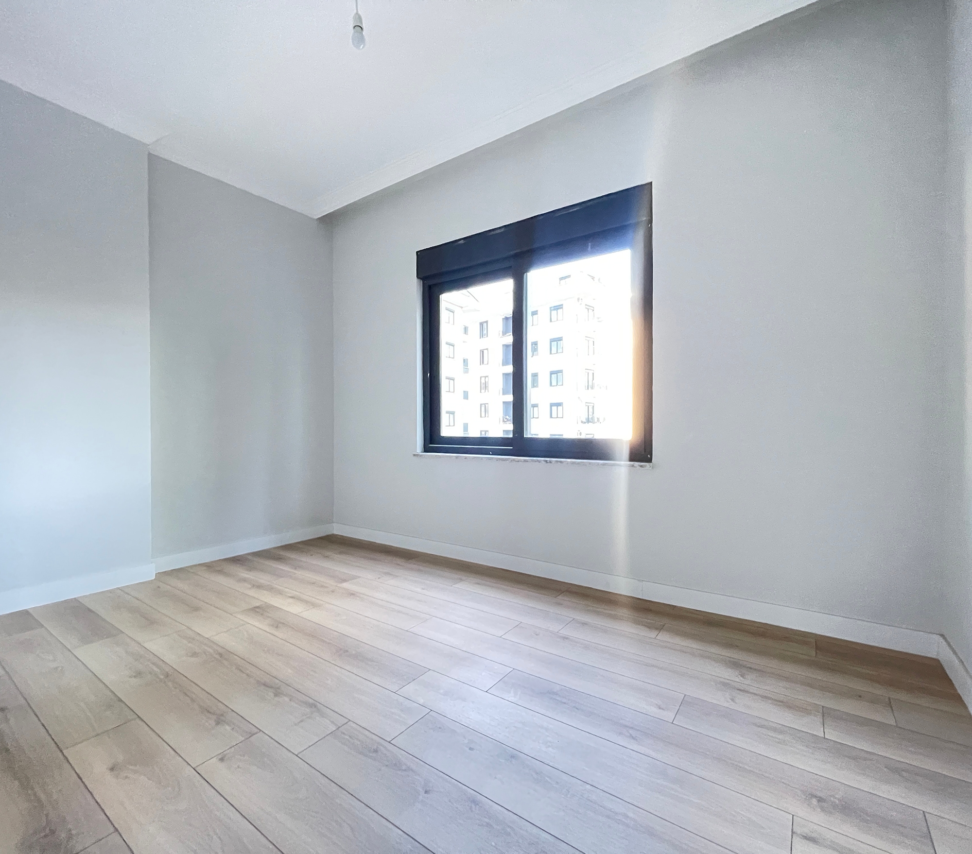 Luxury 1+1 Apartment with Mountain View in Mahmutlar, Alanya