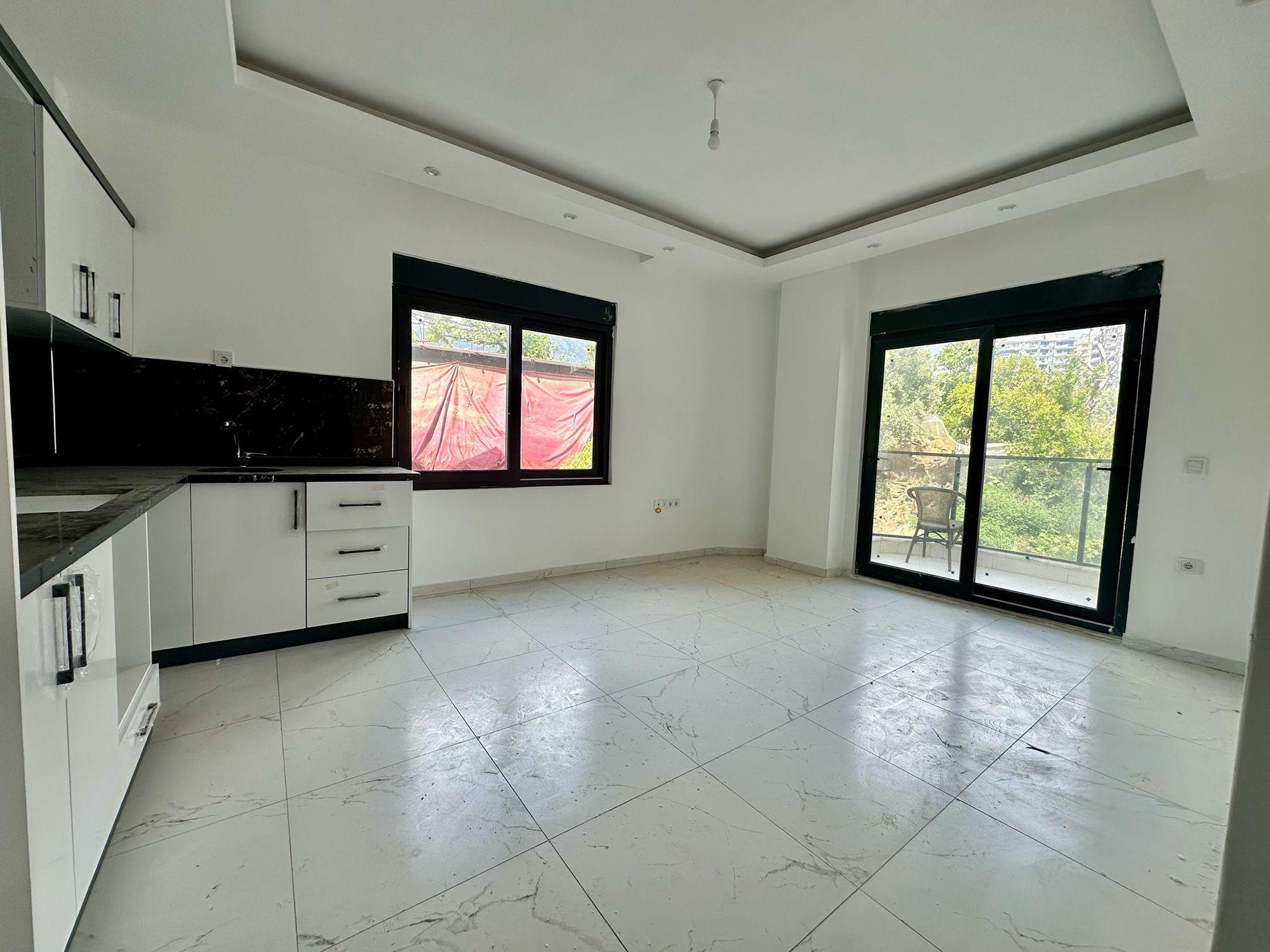 Mountain View 1+1 Apartment in Mahmutlar, Alanya