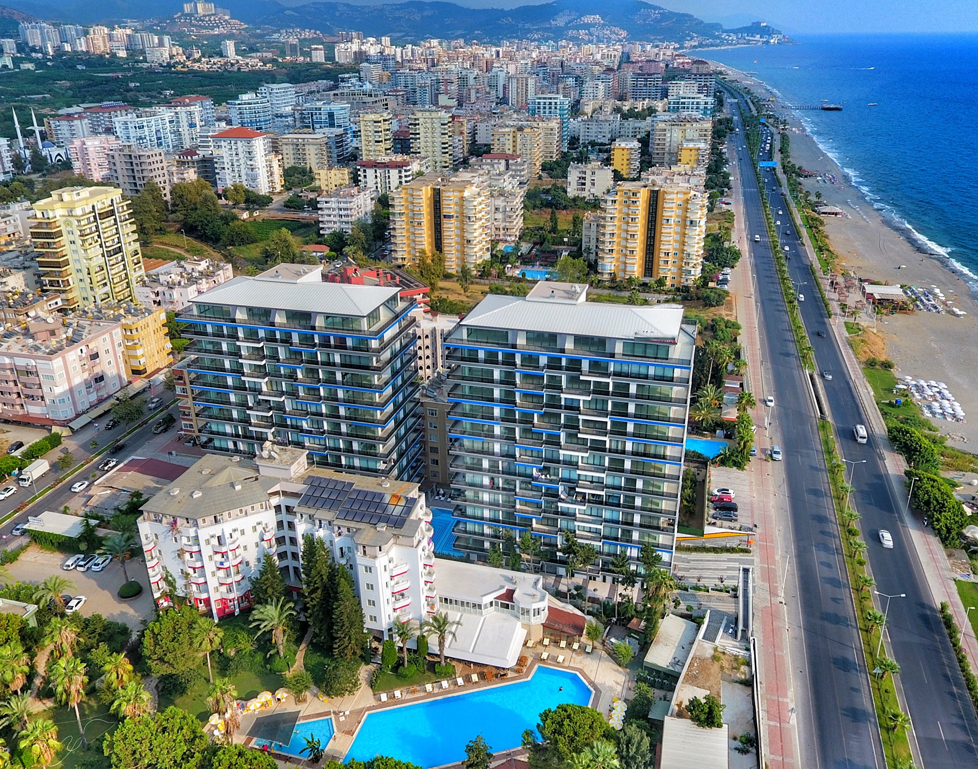 Luksuriøs 2+1 Lejlighed med Hav- og Bjergudsigt, Alanya Mahmutlar