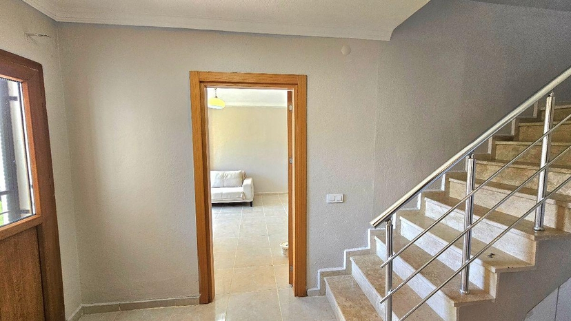 Stunning 4+1 Villa mit Meeres- und Bergblick, Gumusluk