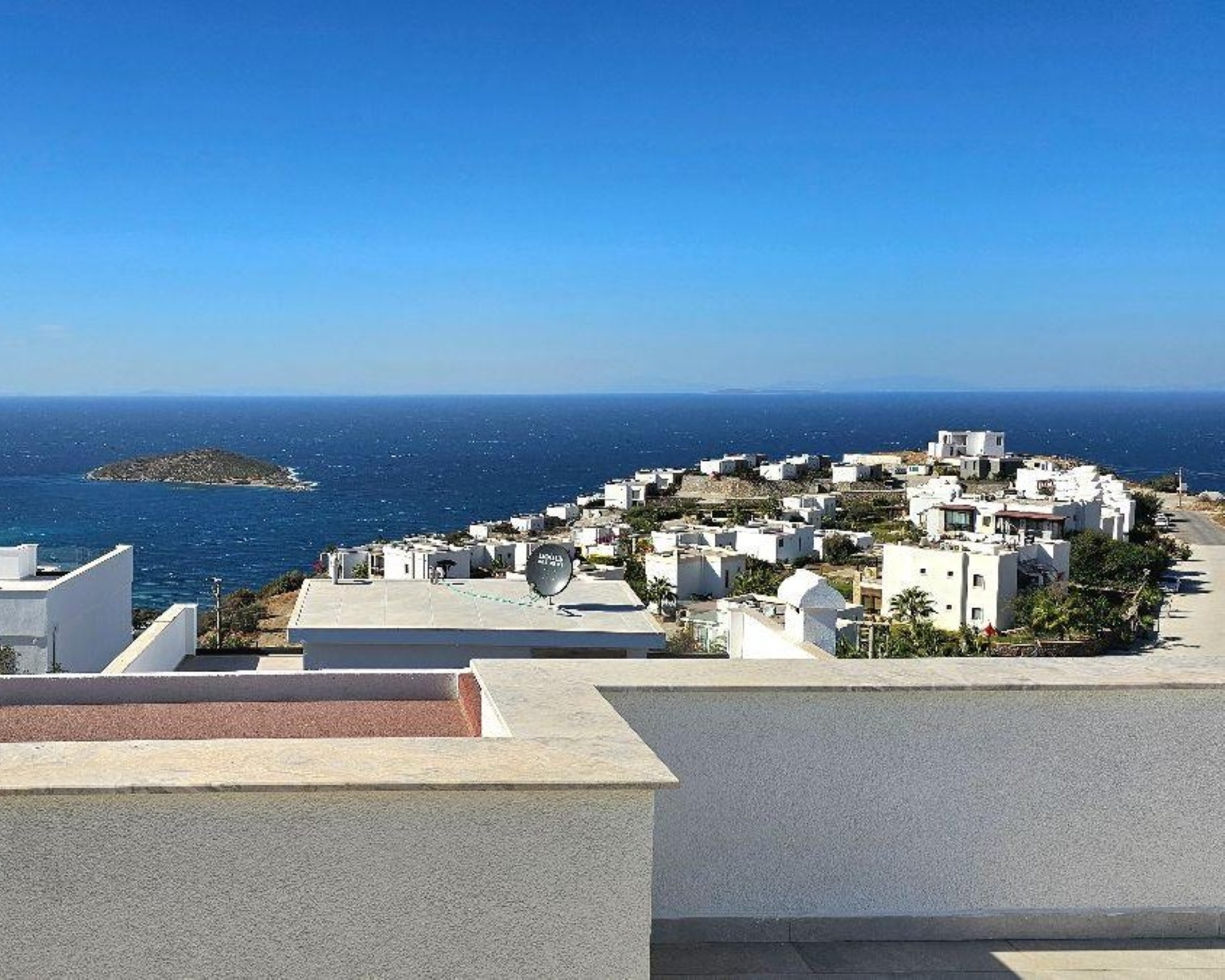 4+1 Villa with Stunning Sea and Mountain Views, Bodrum - Gumusluk