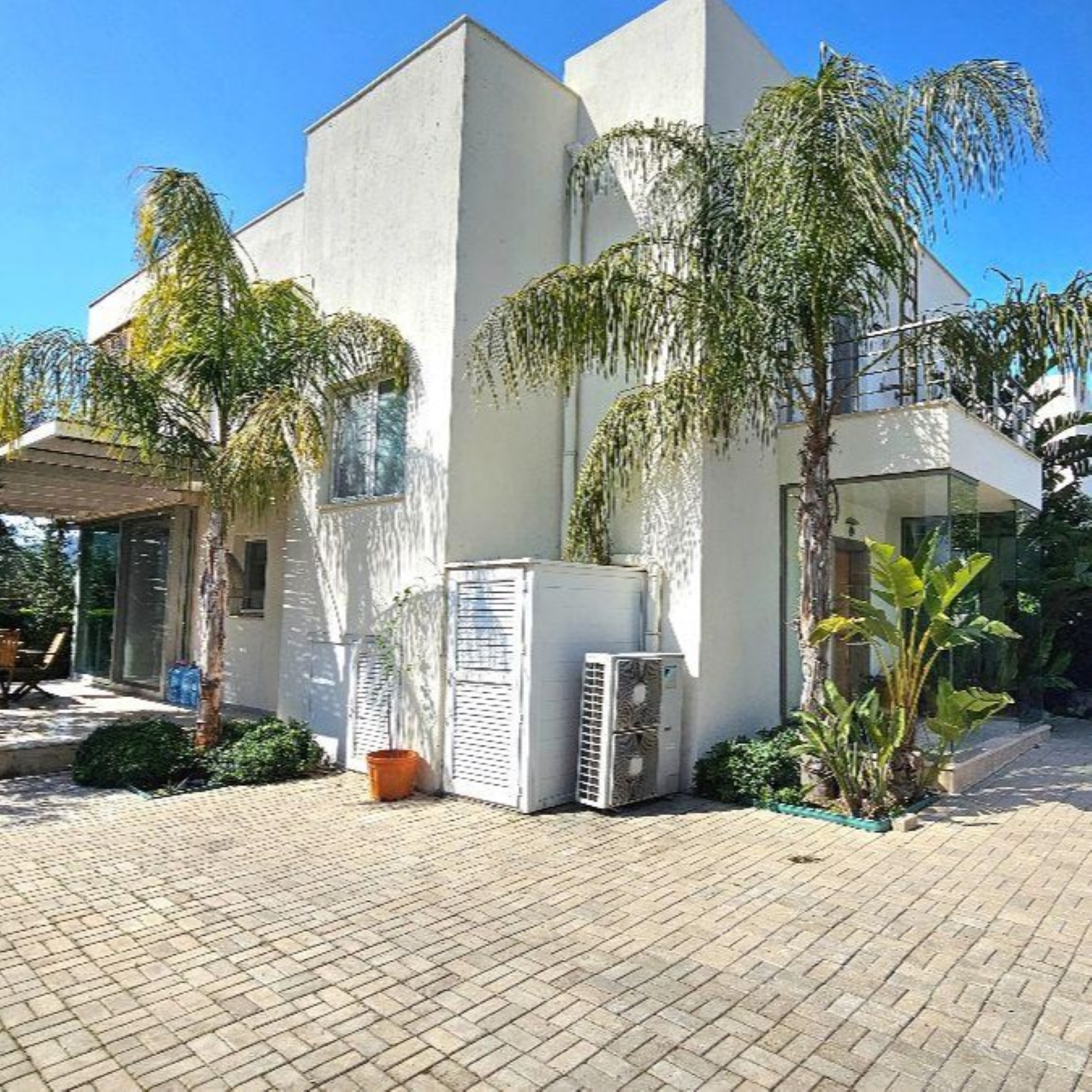 Mountain View 4+1 Villa in Ortakent, Bodrum
