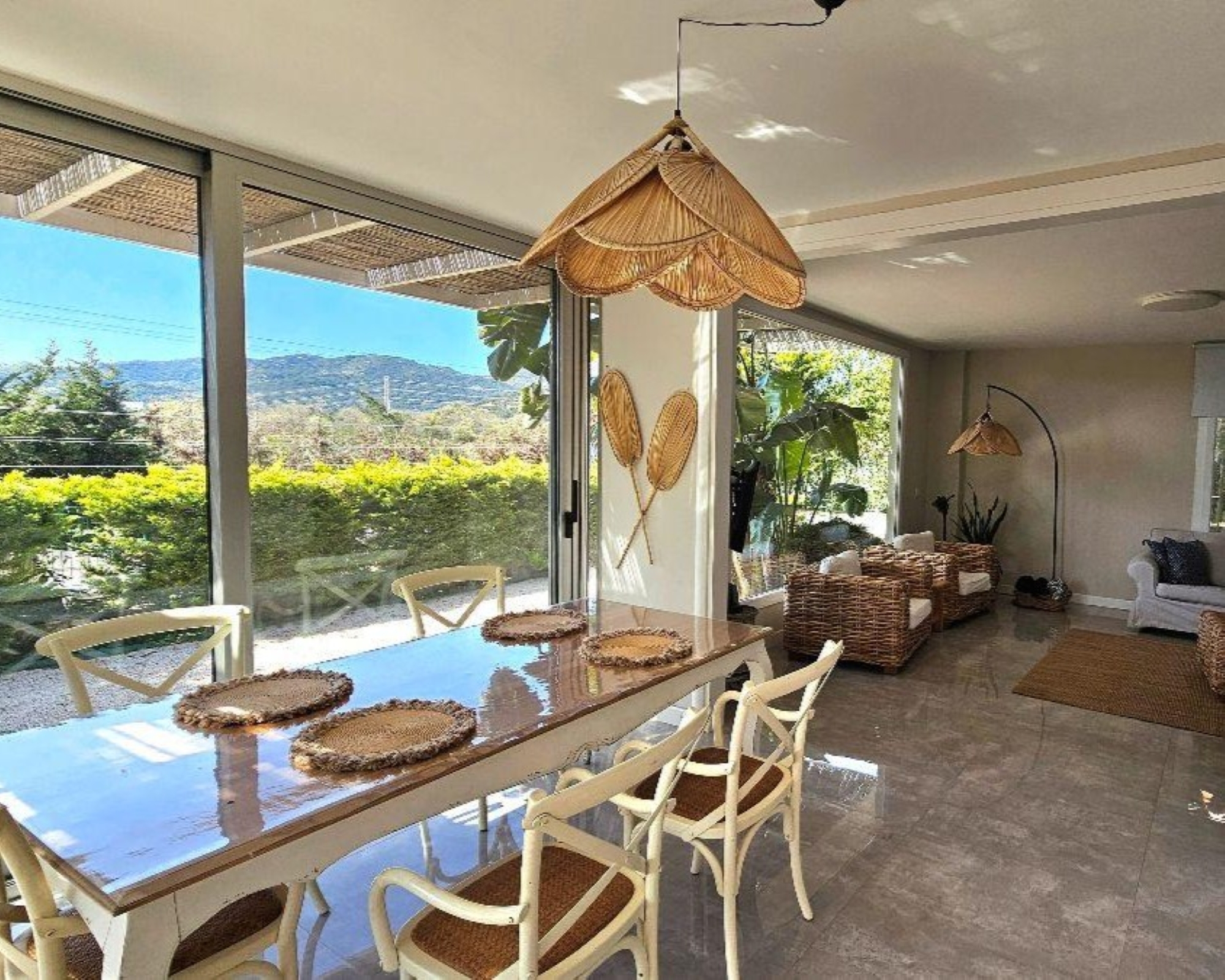 Mountain View 4+1 Villa in Ortakent, Bodrum