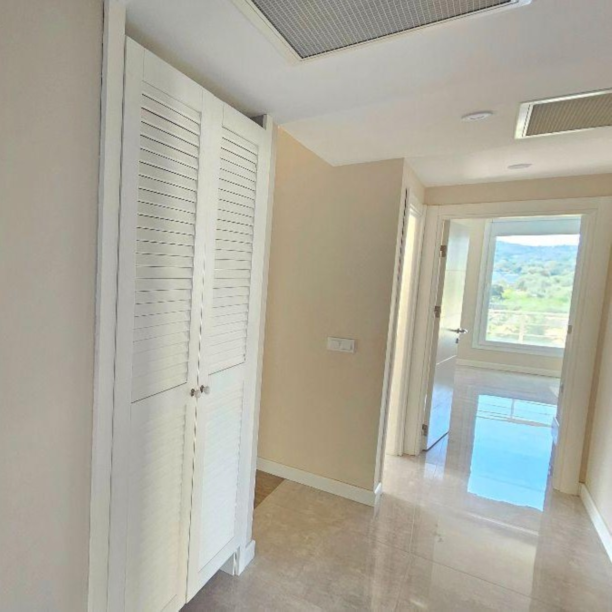 Mountain View 4+1 Villa in Ortakent, Bodrum
