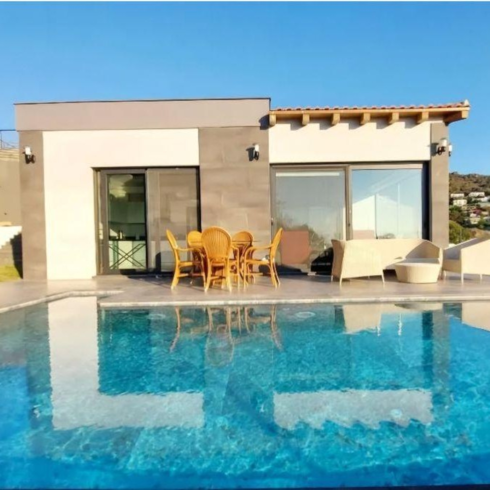 Luxury 3+1 Villa with Stunning Sea and Mountain Views, Gumusluk
