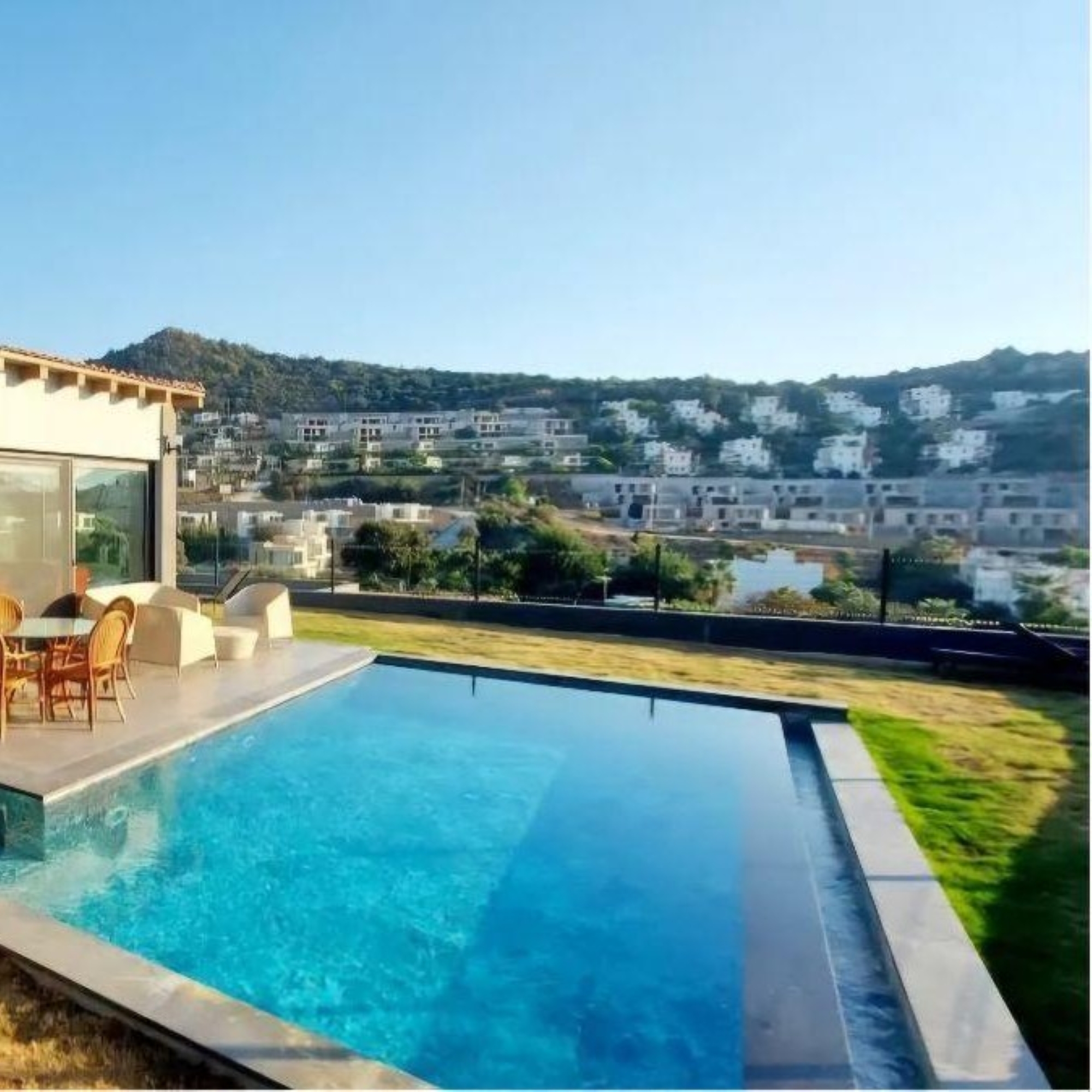 Luxury 3+1 Villa with Stunning Sea and Mountain Views, Gumusluk