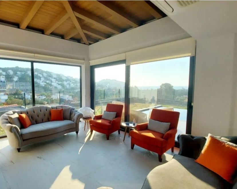 Luxury 3+1 Villa with Stunning Sea and Mountain Views, Gumusluk