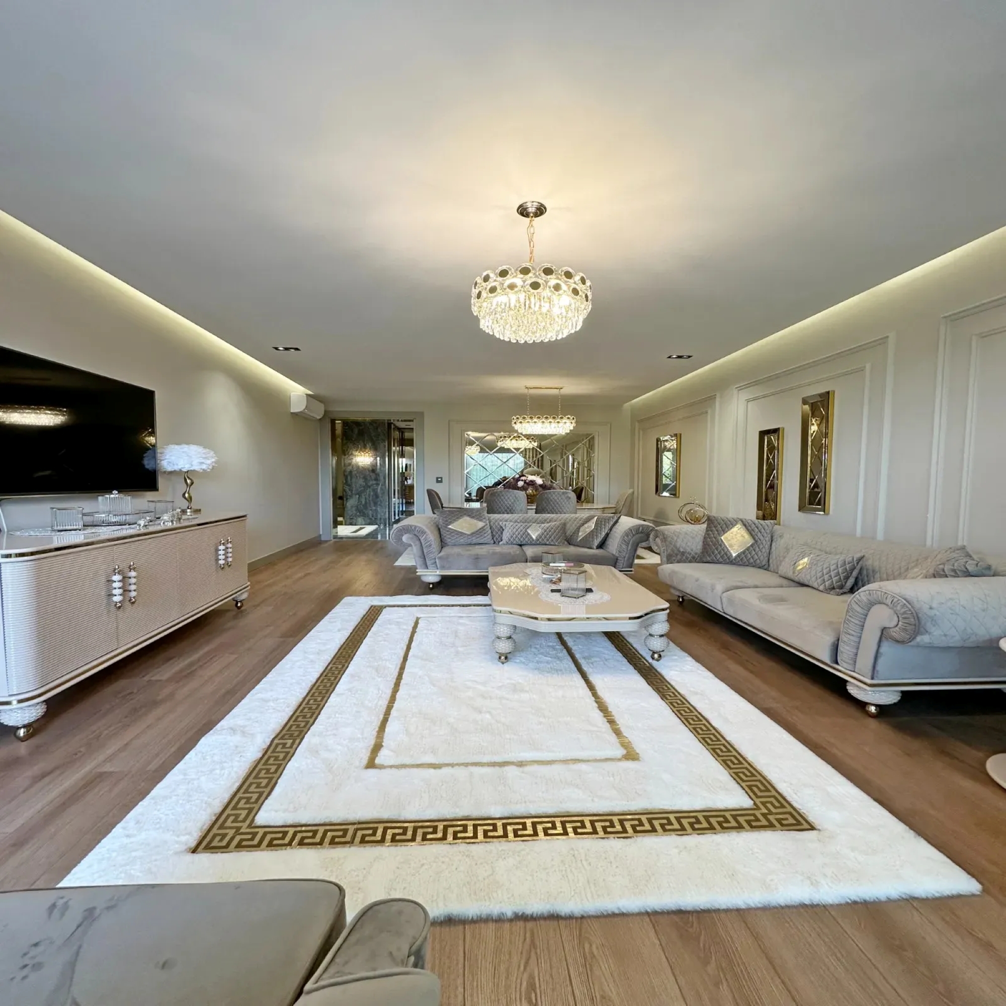 Luxuriöse 6+1 Bergblick Villa in Beylikduzu, Istanbul