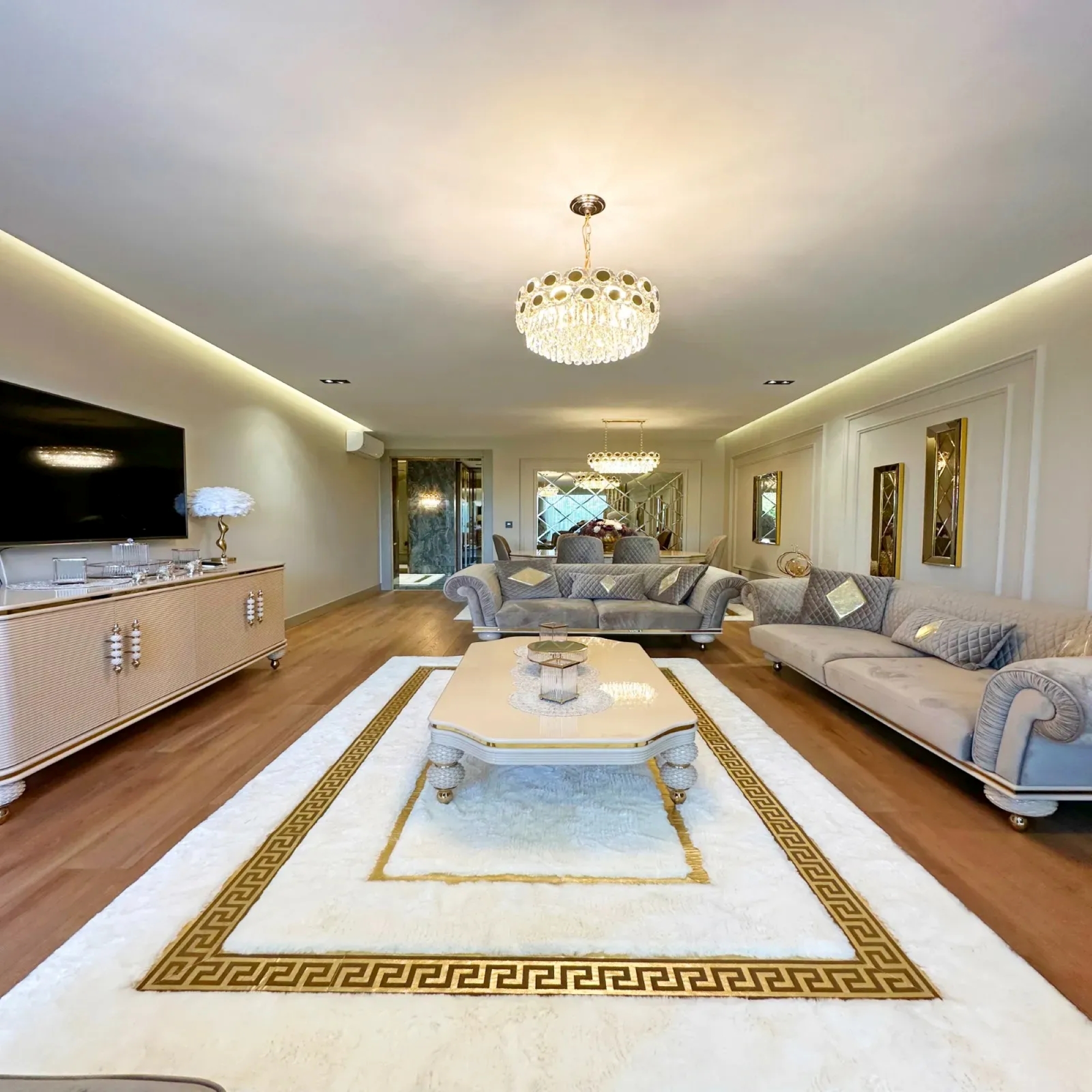 Luxuriöse 6+1 Bergblick Villa in Beylikduzu, Istanbul