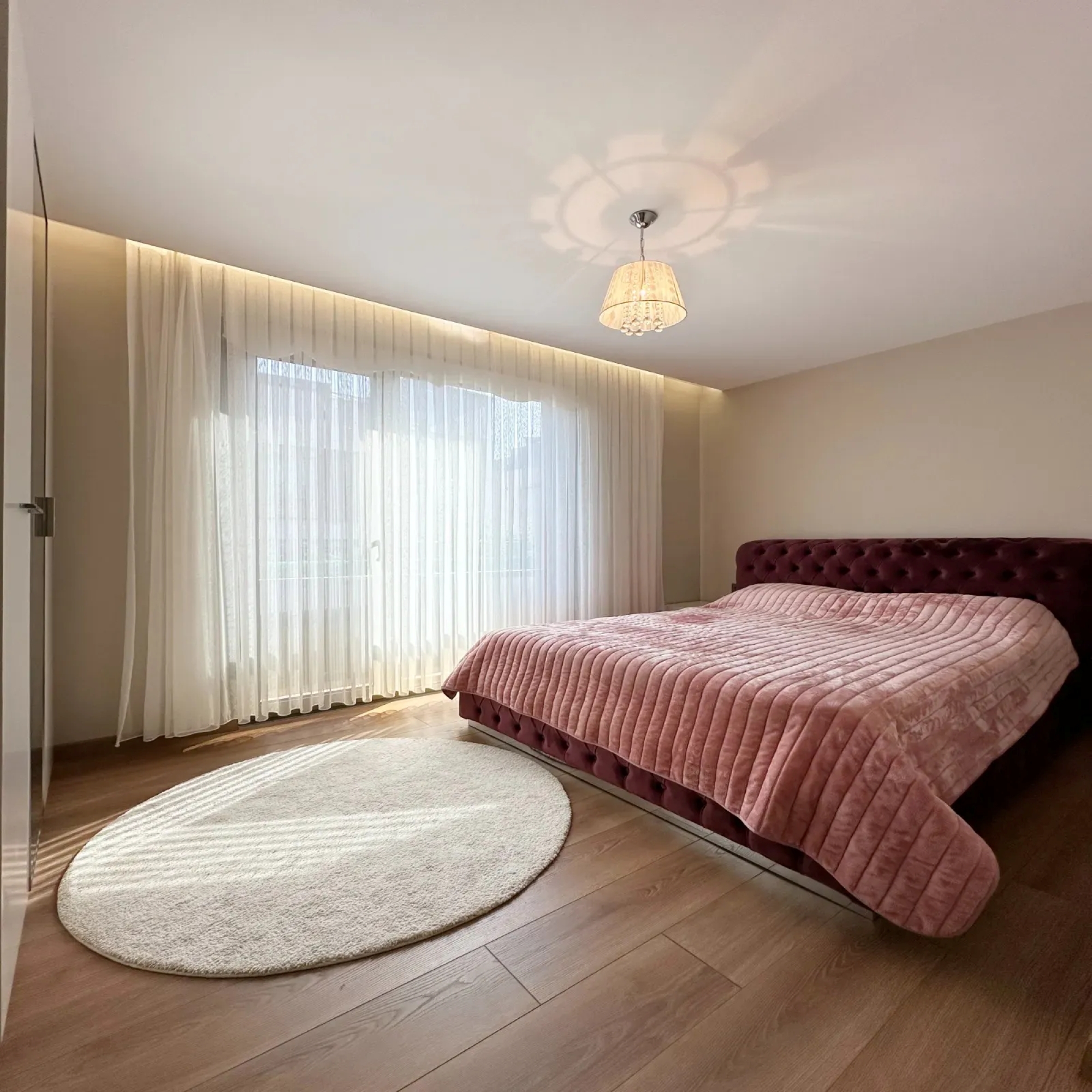 Luxuriöse 6+1 Bergblick Villa in Beylikduzu, Istanbul