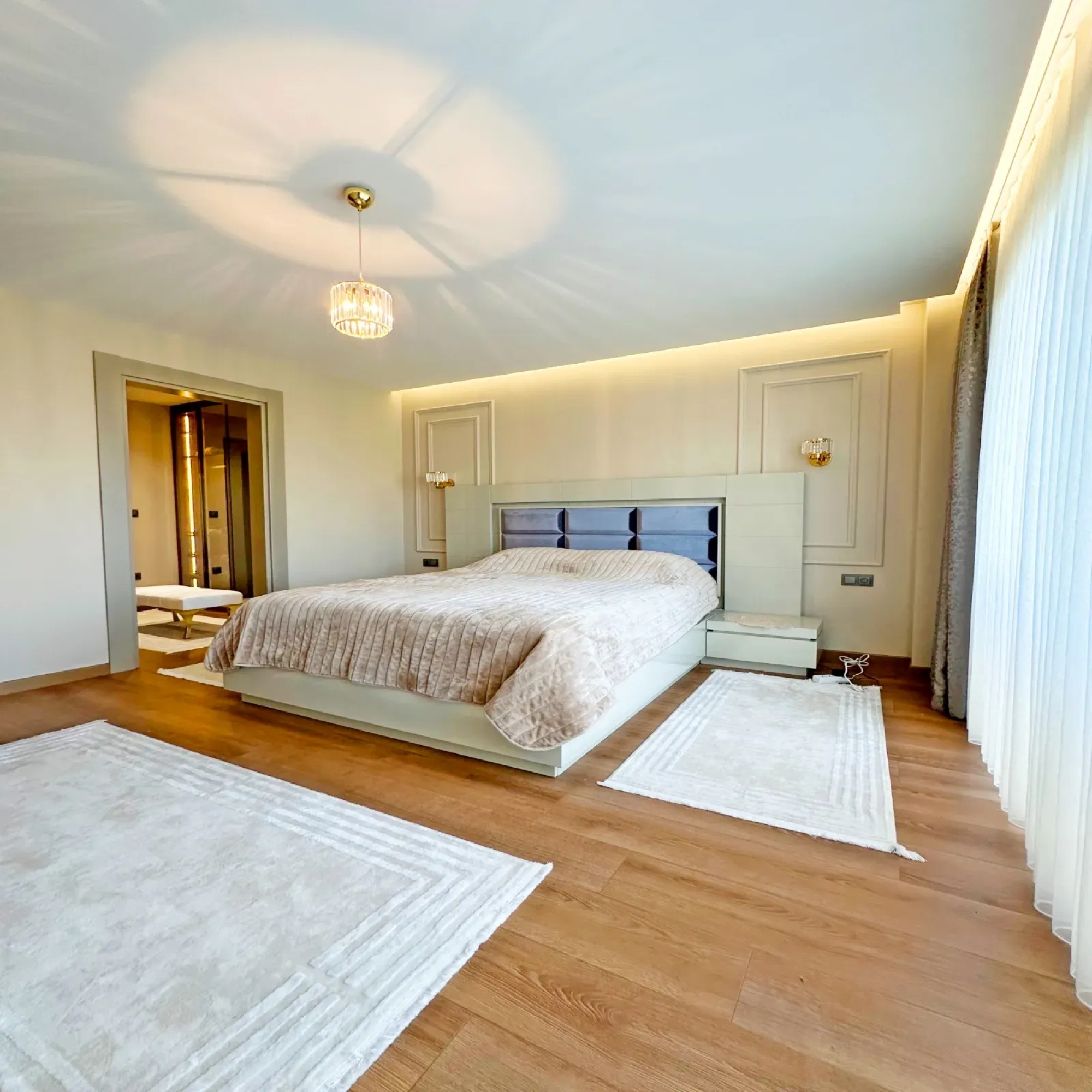 Luxuriöse 6+1 Bergblick Villa in Beylikduzu, Istanbul