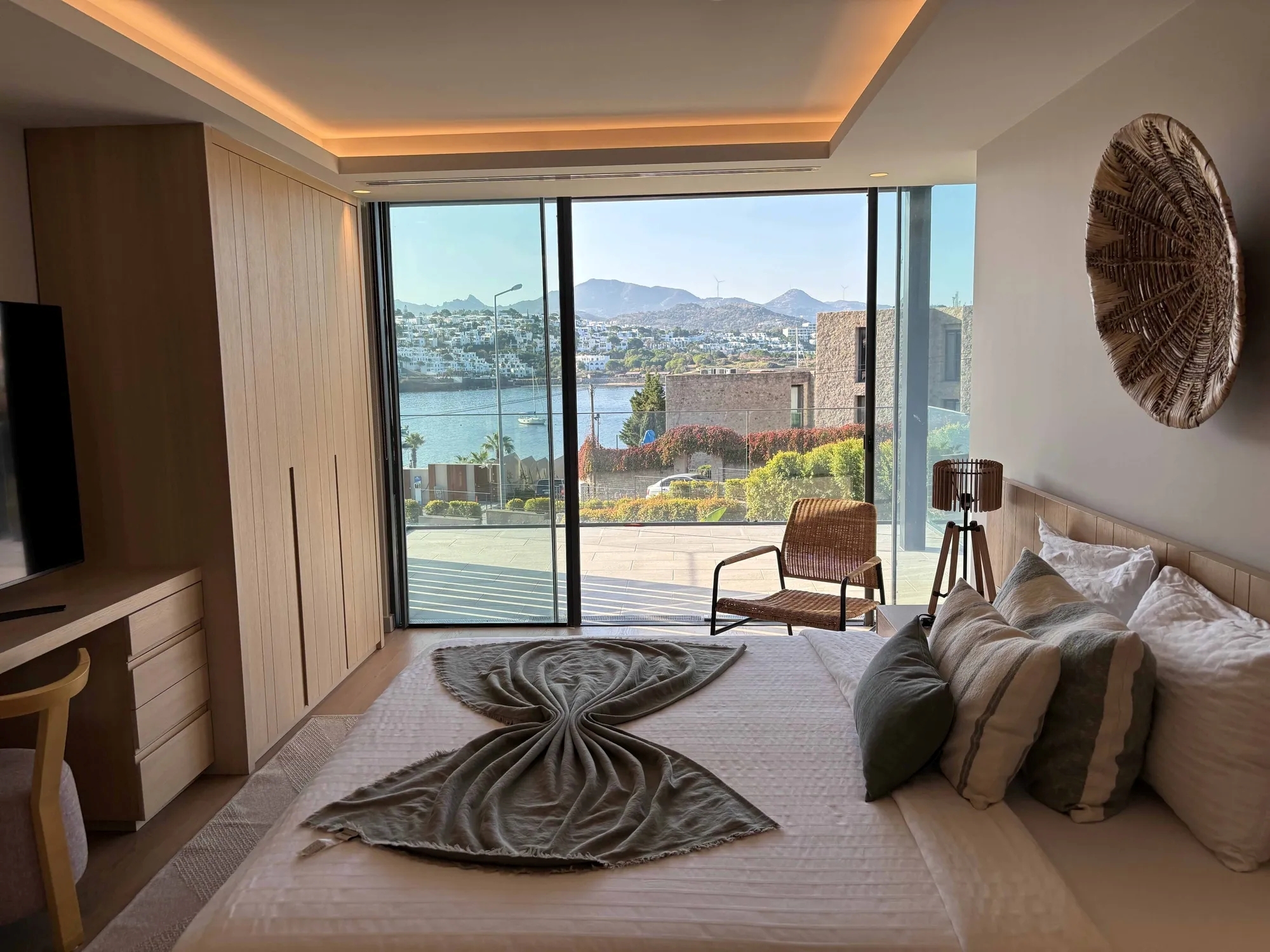Luxurious 4+1 Villa with Breathtaking Sea and Mountain Views, Bodrum