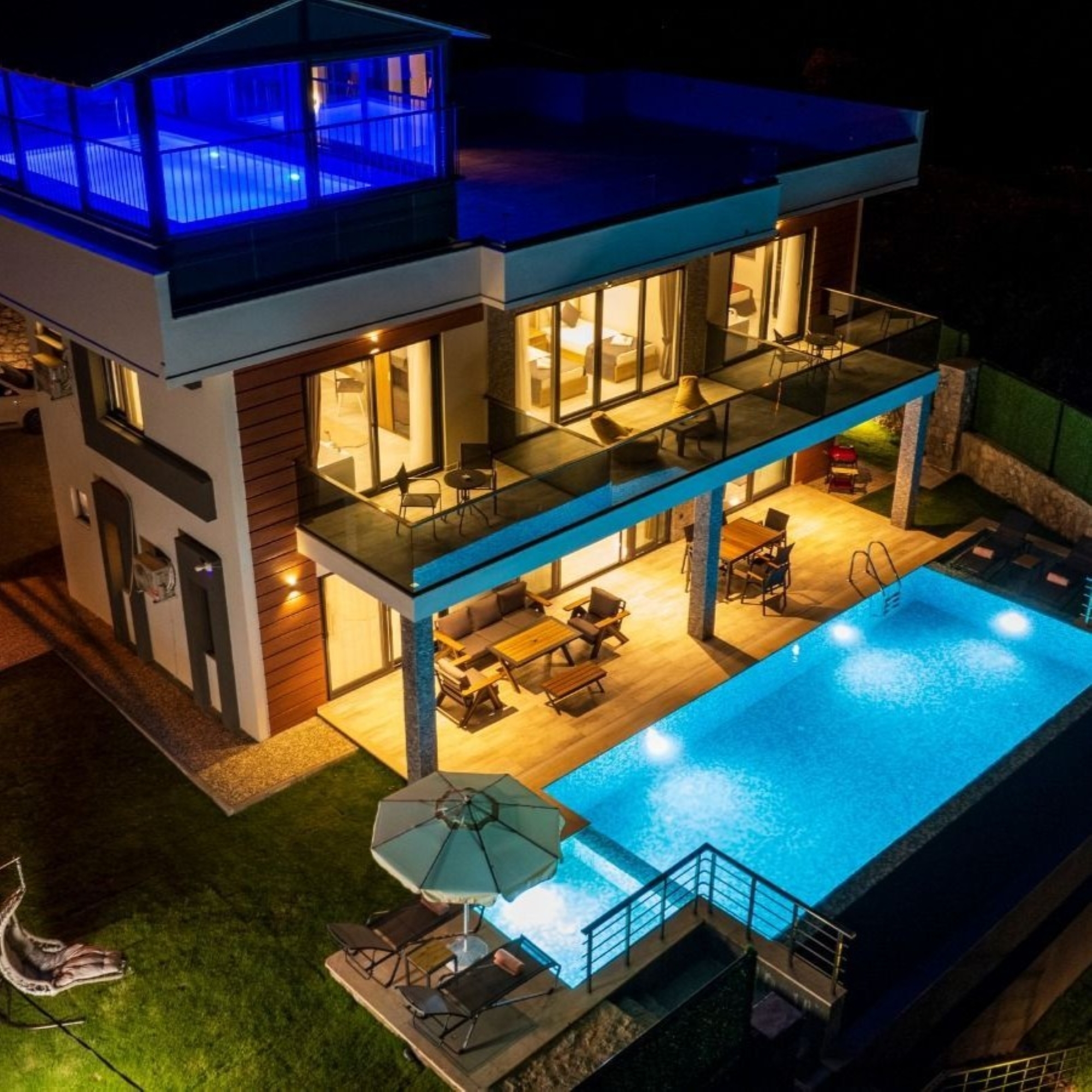 Havutsikt 4+1 Villa med Basseng i Faralya, Fethiye