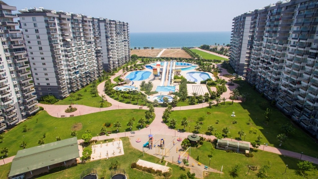 Luxury 2+1 Apartment with Sea and Castle Views, Mersin - Çeşmeli