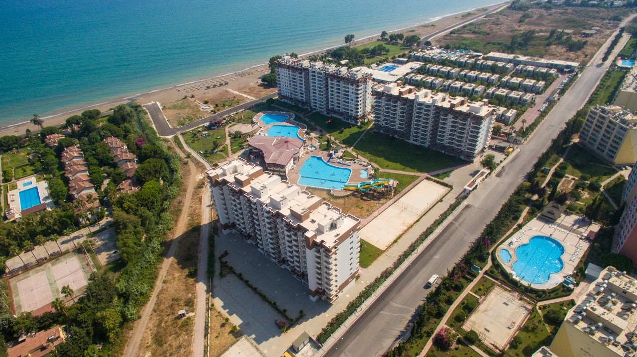 Luxury 2+1 Apartment with Sea and Mountain Views, Mersin-Kargipinari