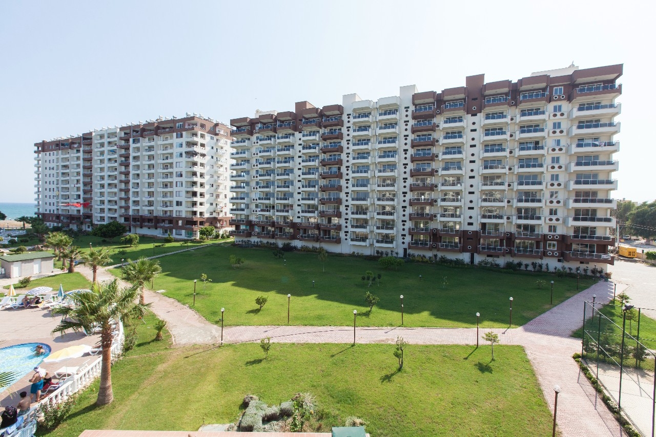 Luxury 2+1 Apartment with Sea and Mountain Views, Mersin-Kargipinari