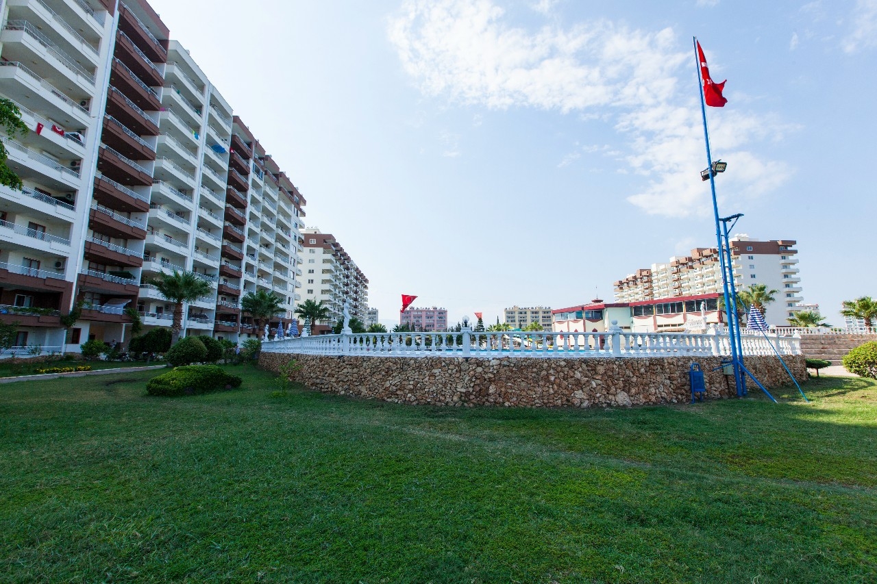 Luxury 2+1 Apartment with Sea and Mountain Views, Mersin-Kargipinari